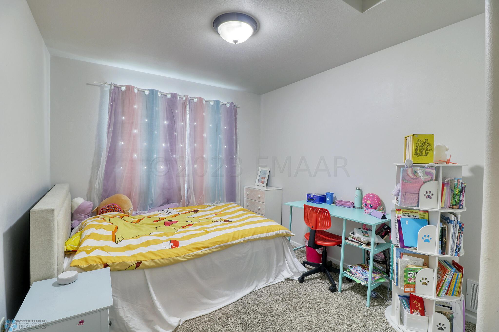 21 Bedroom2_1