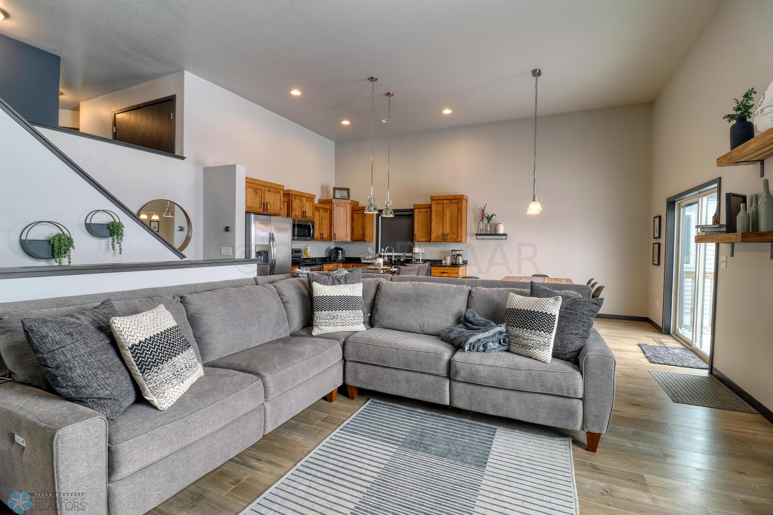 Living Area1_4