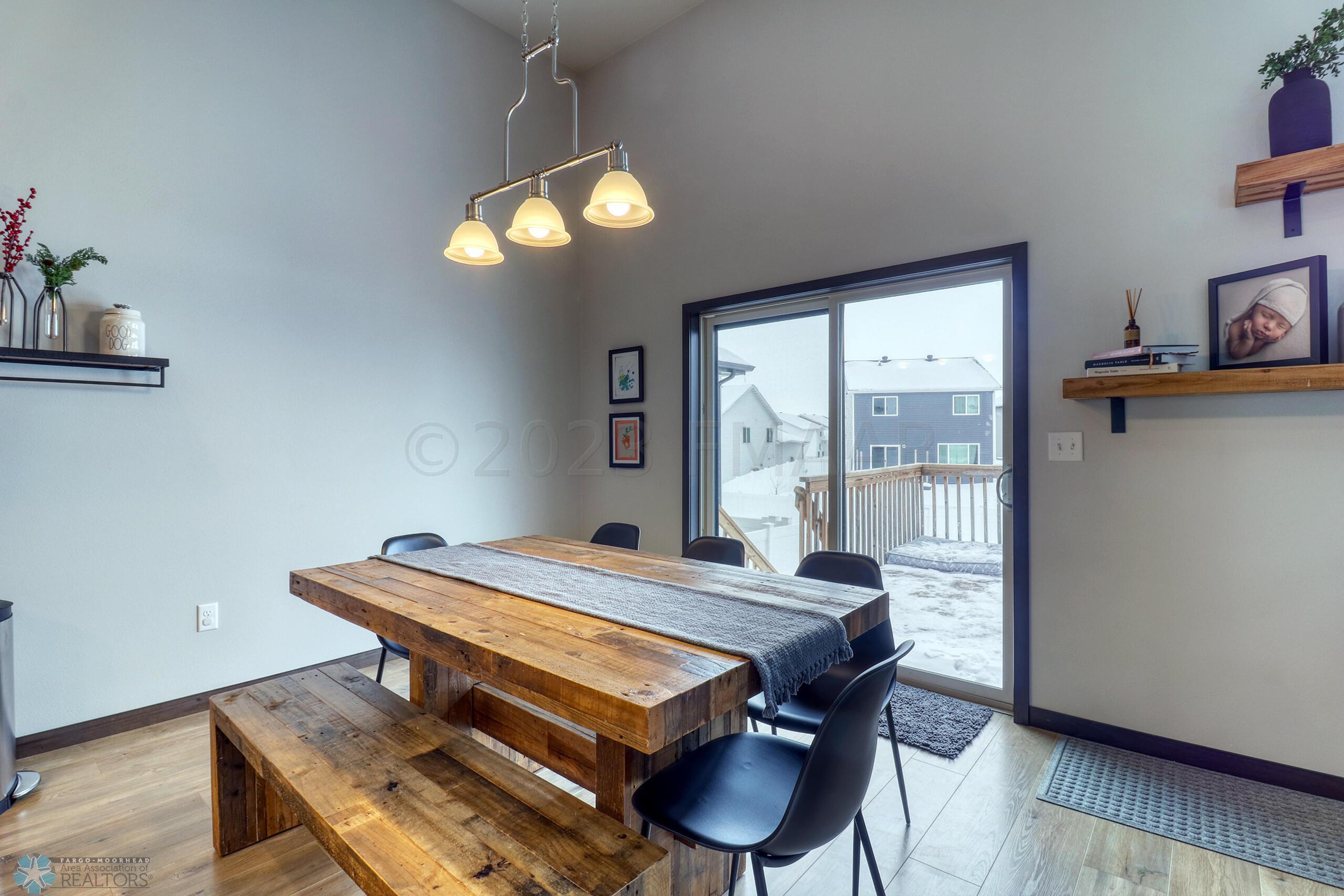 Dining Area1_1