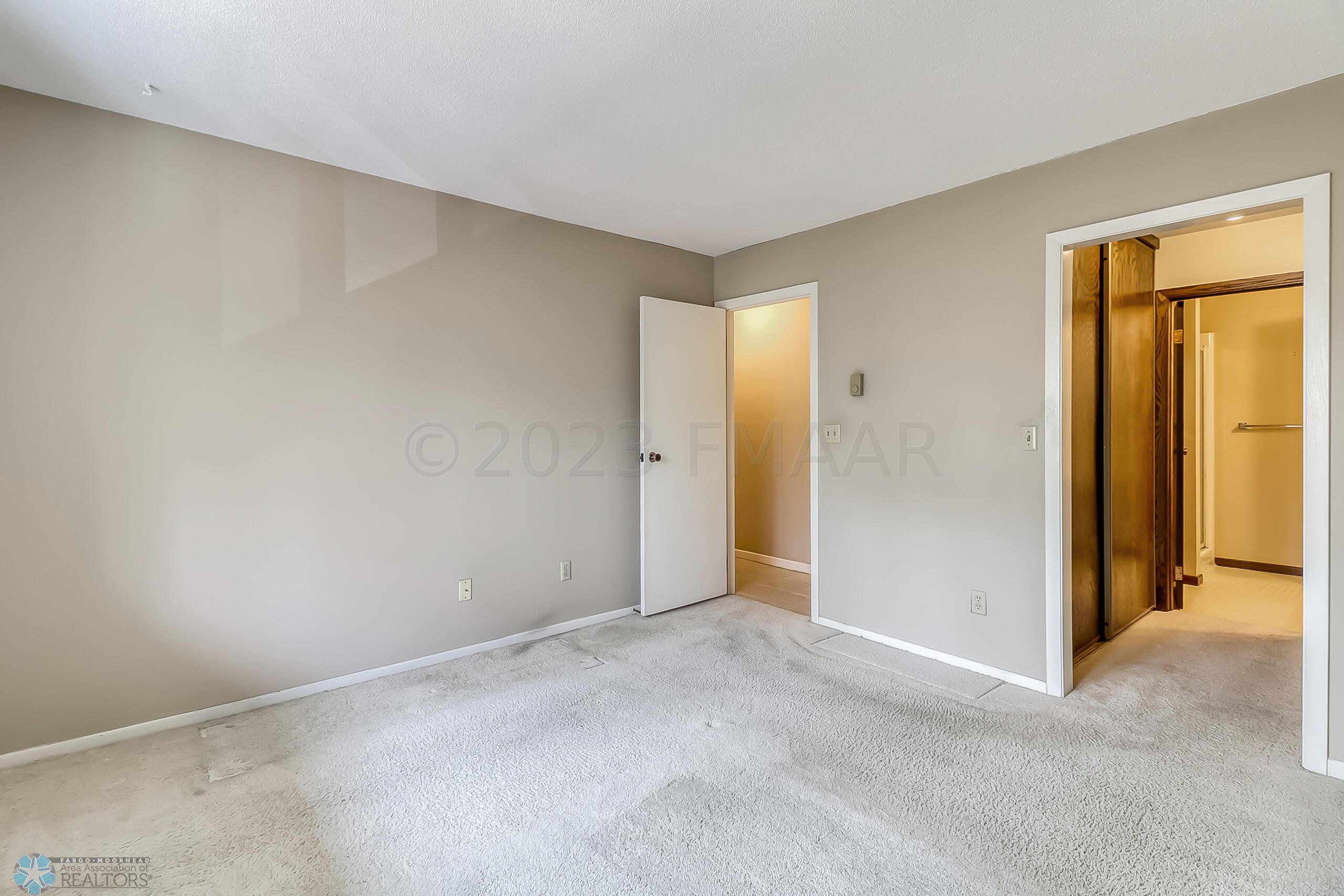 Master Bedroom1_2