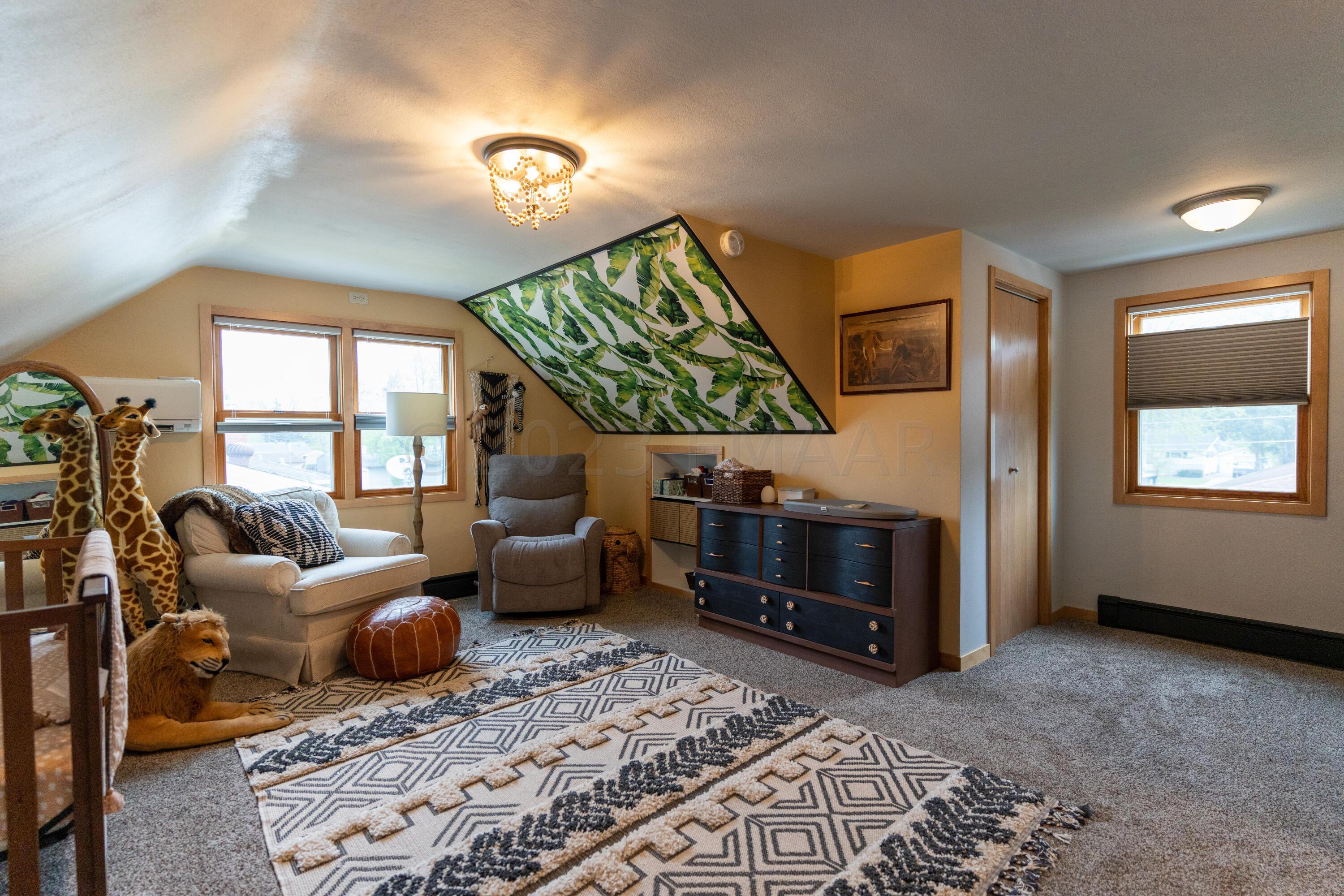 Bedroom 3 (Upper Level)