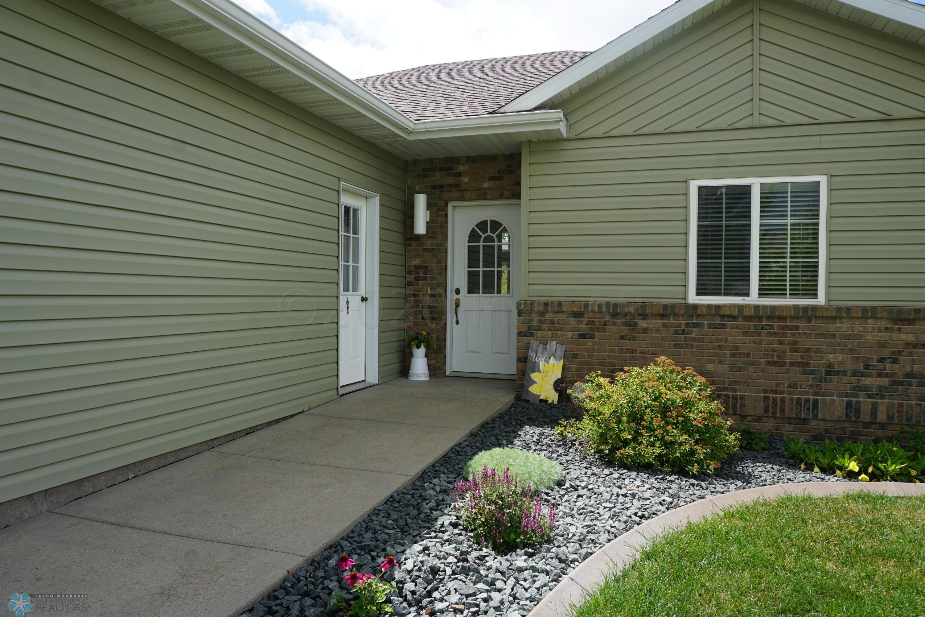 No step front entrance