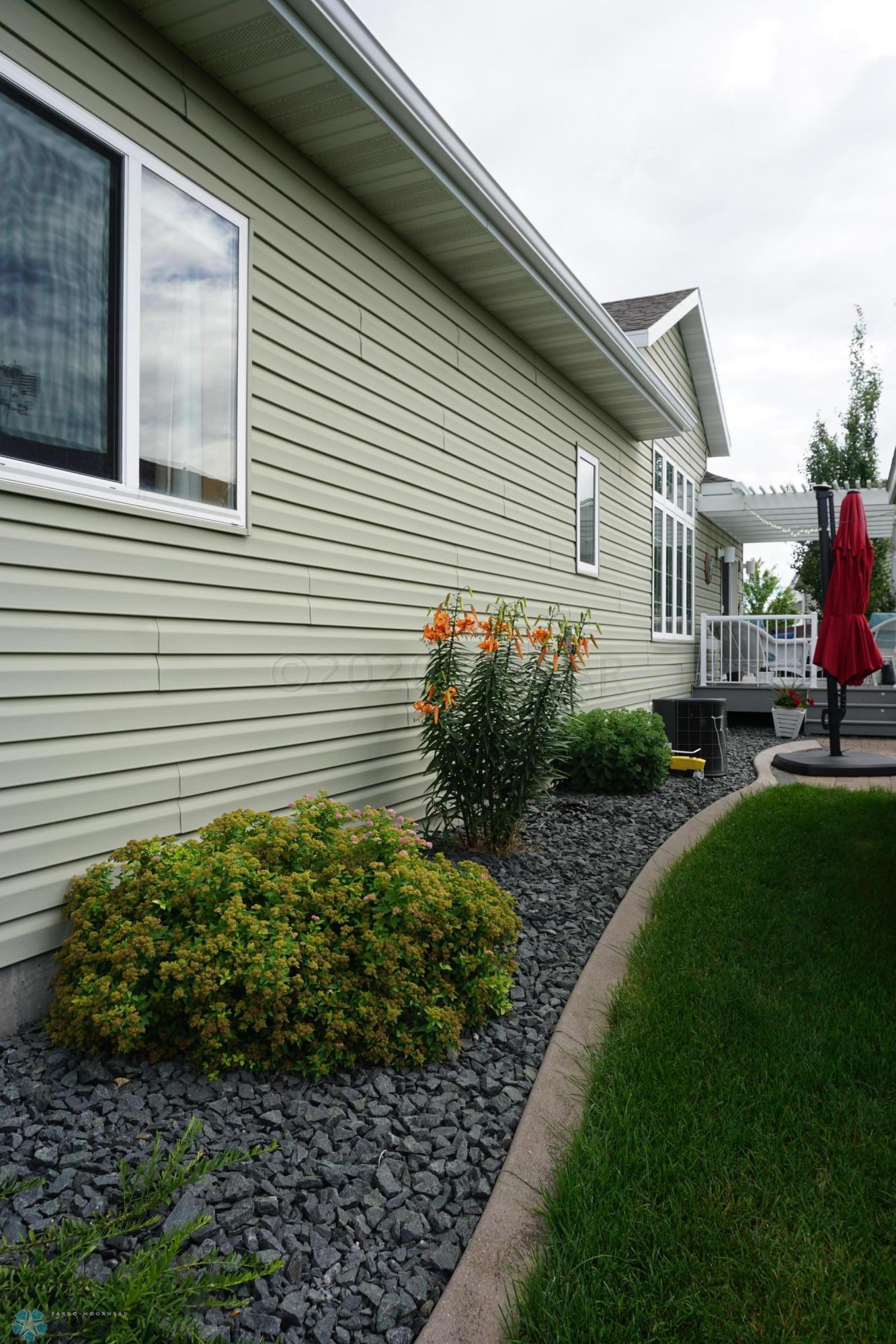 Curb design landscaping