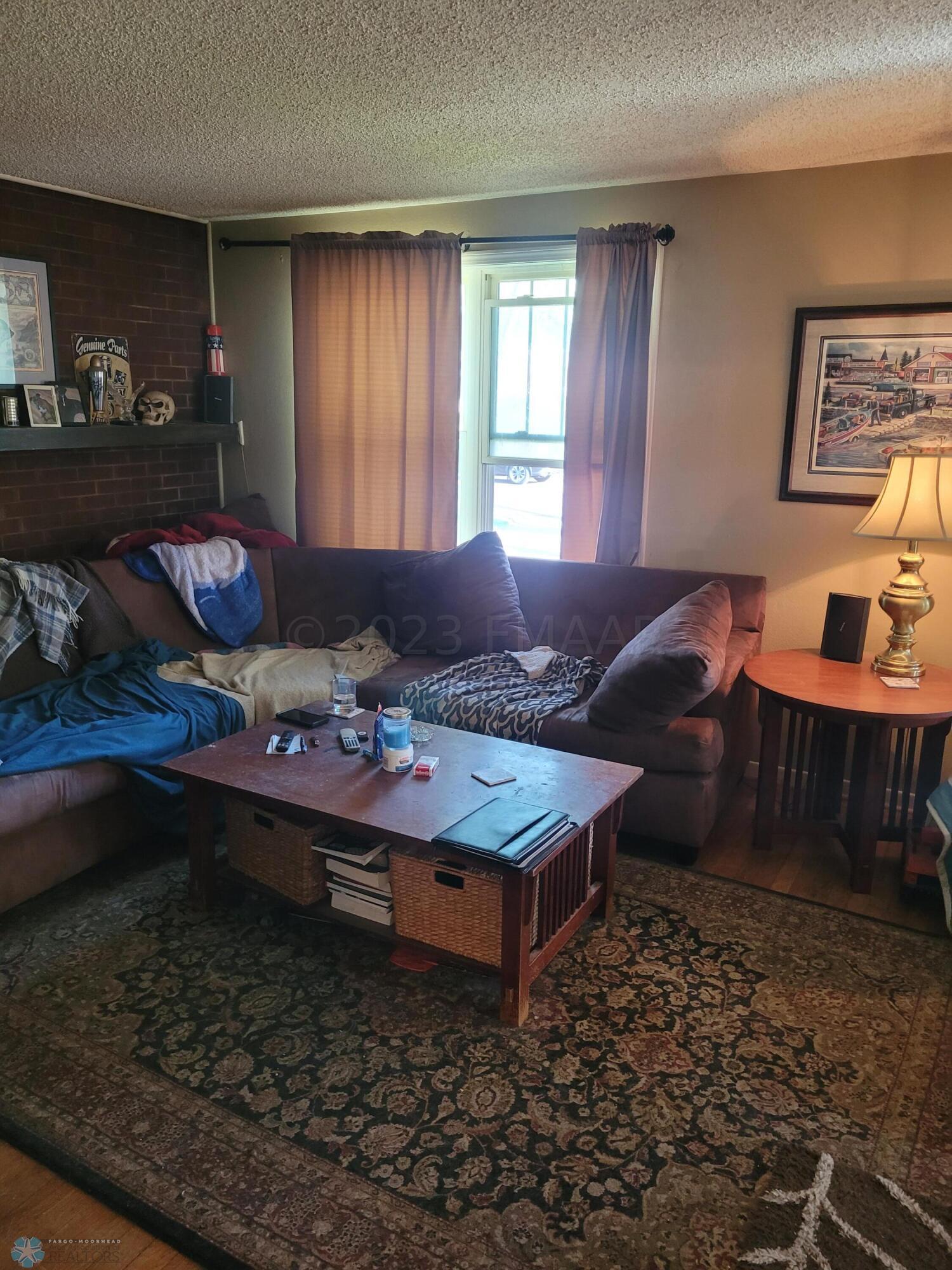 1439 livingroom