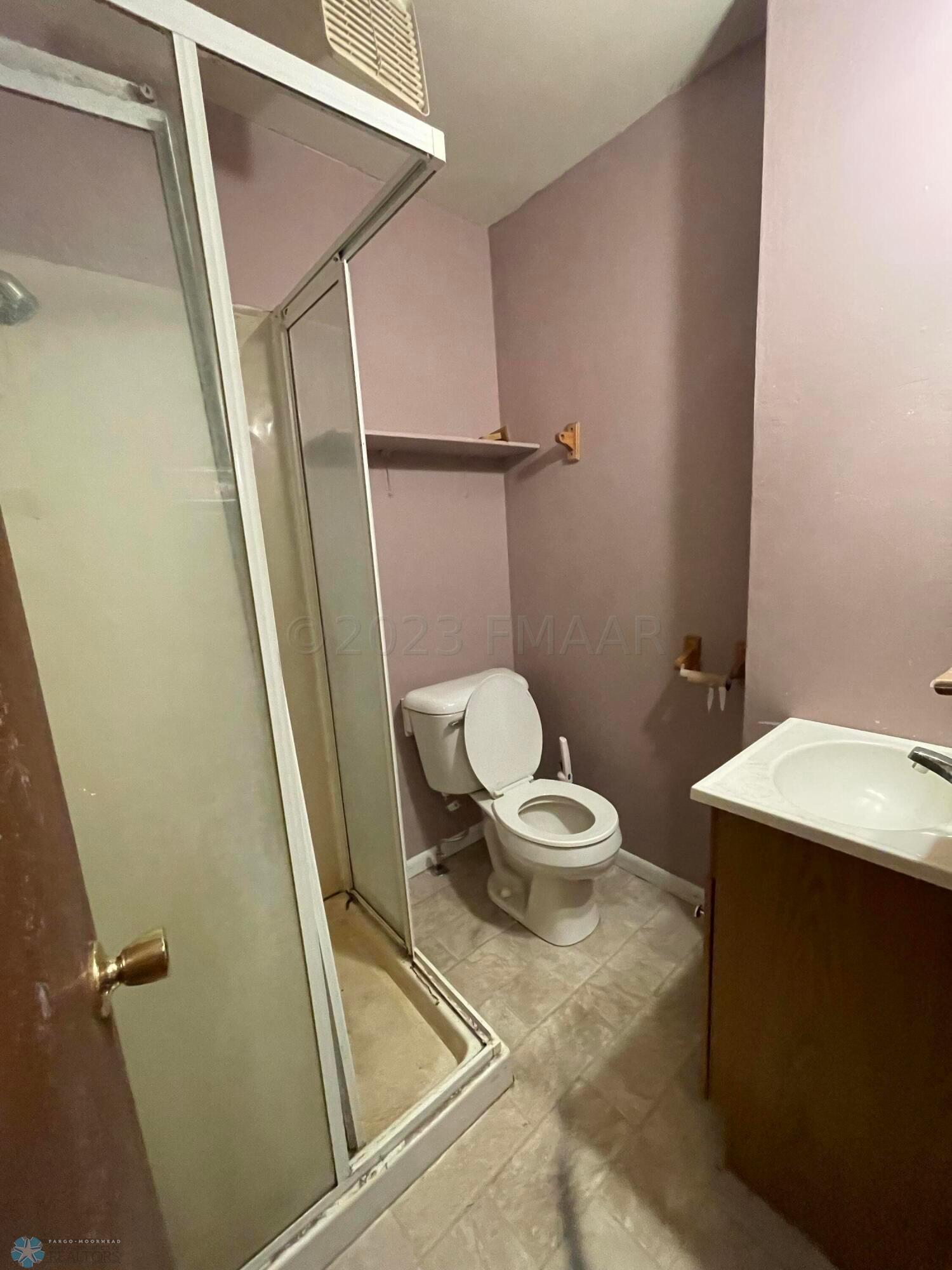 706 Bathroom