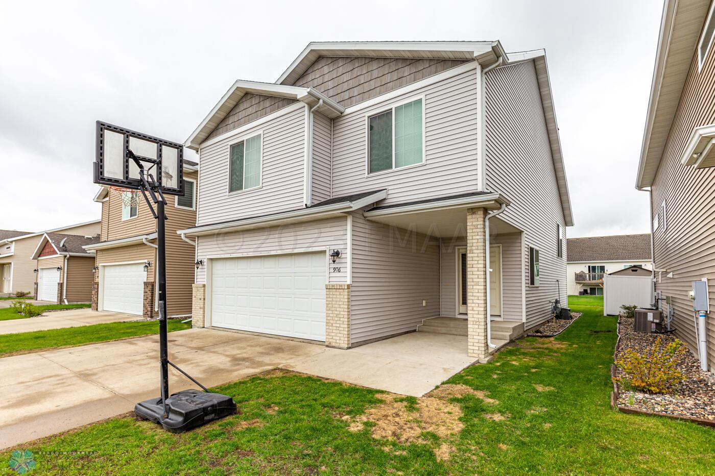 Property photo for 906 31 Avenue W, West Fargo, ND 58078