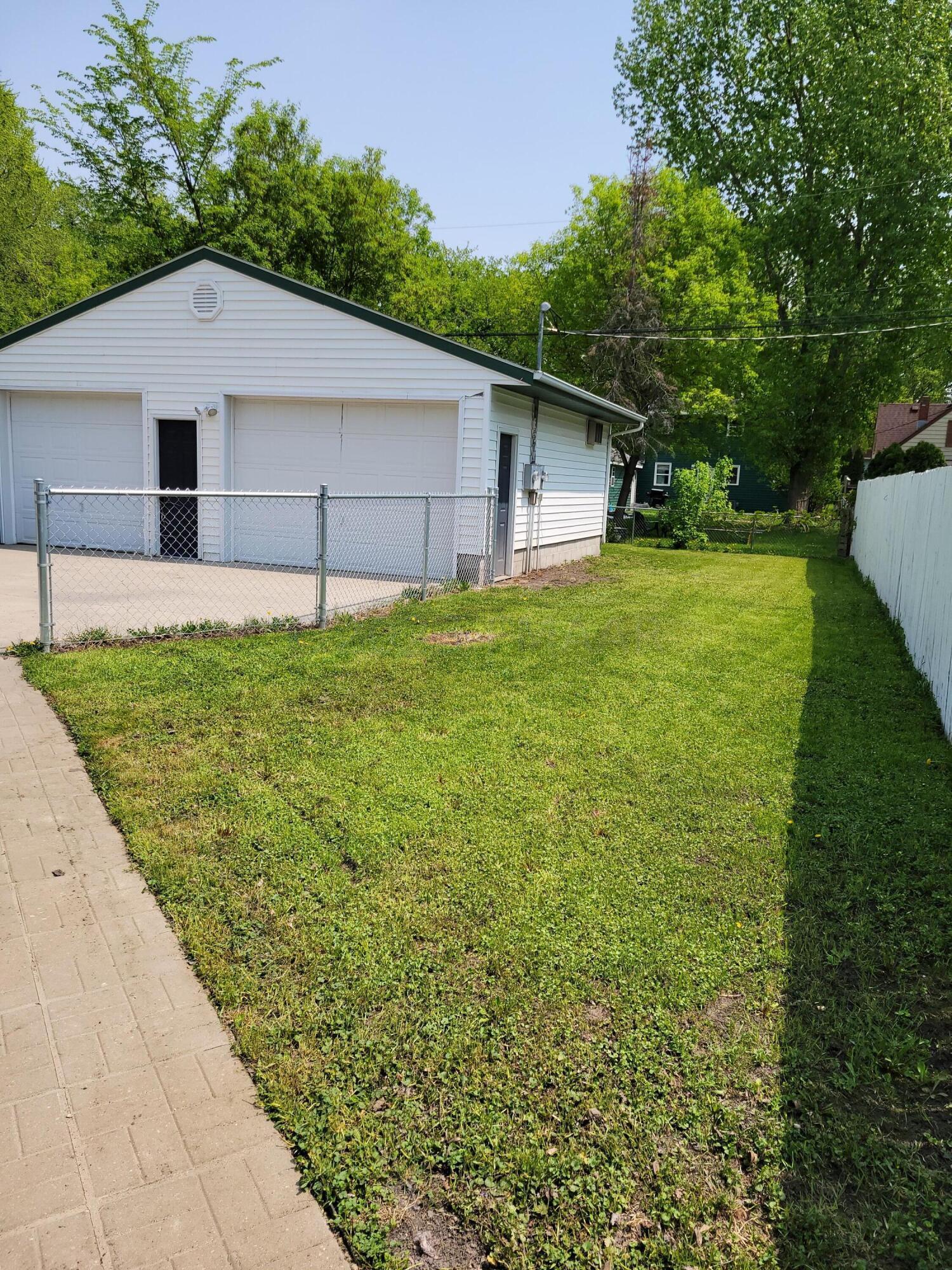 Yard 1