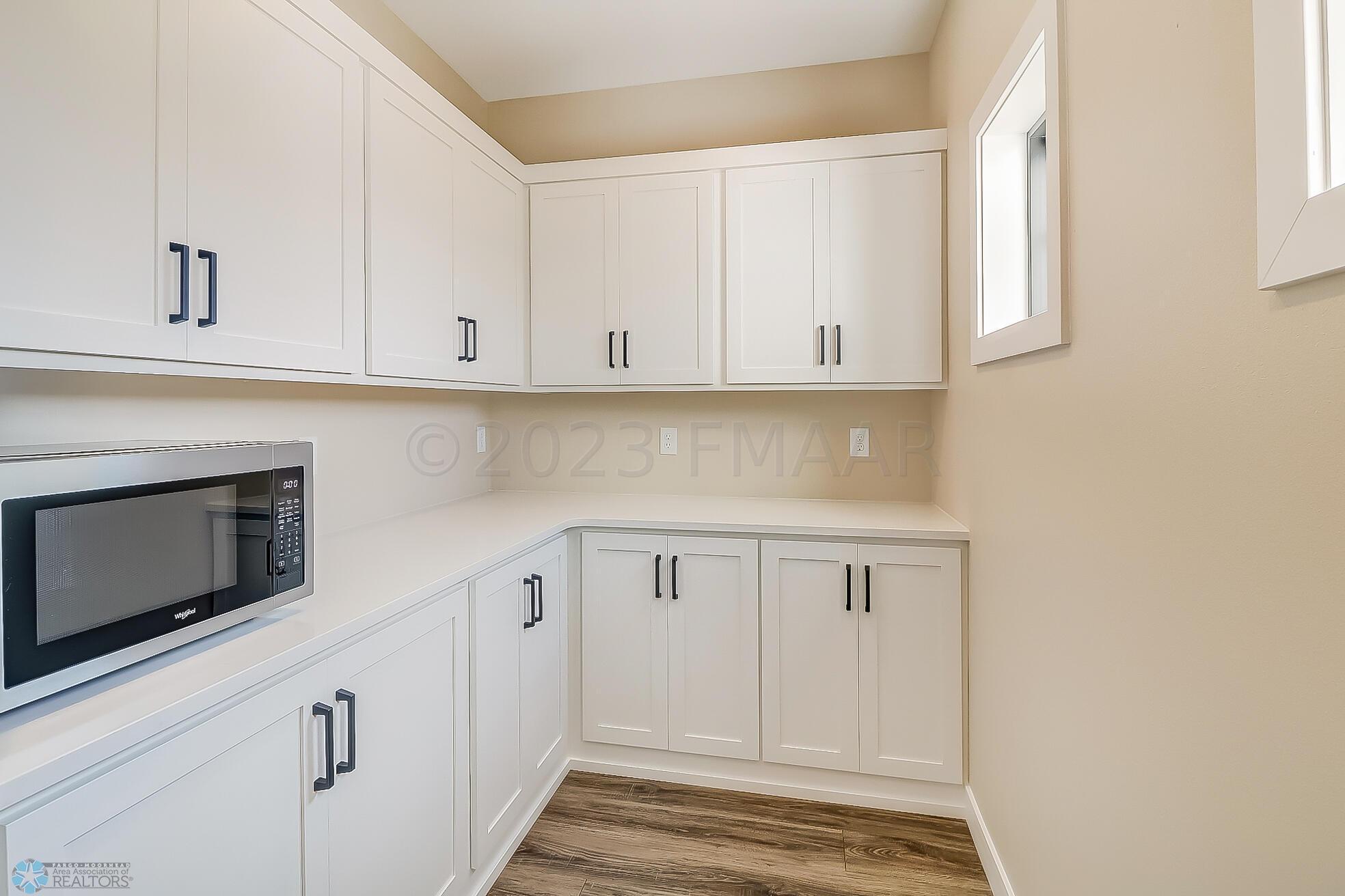 KitchenPantry1_1