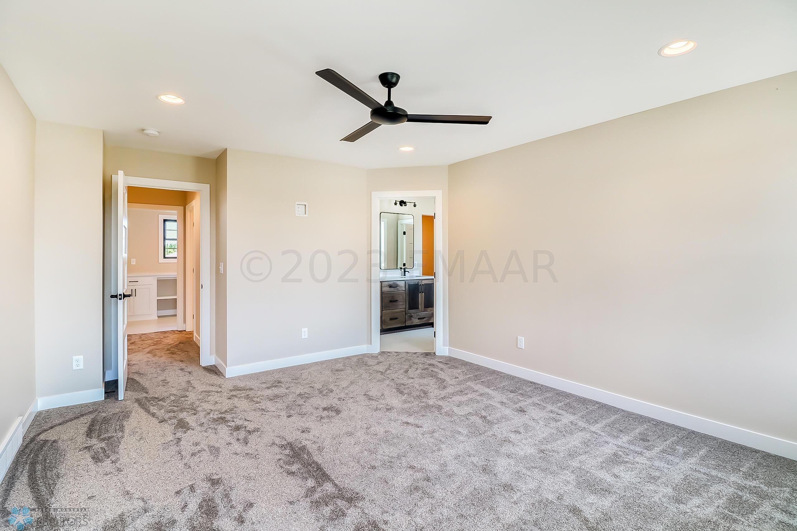 Master Bedroom1_1