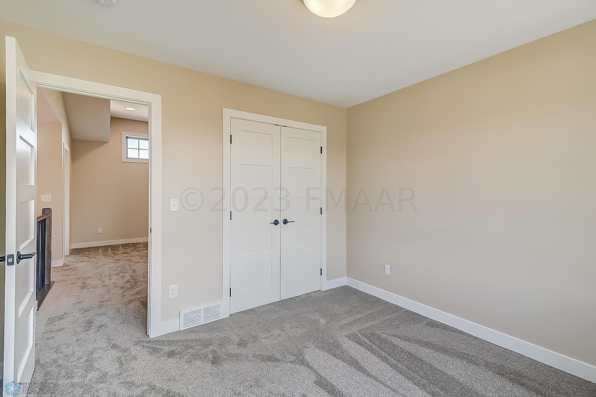 Bedroom1_2