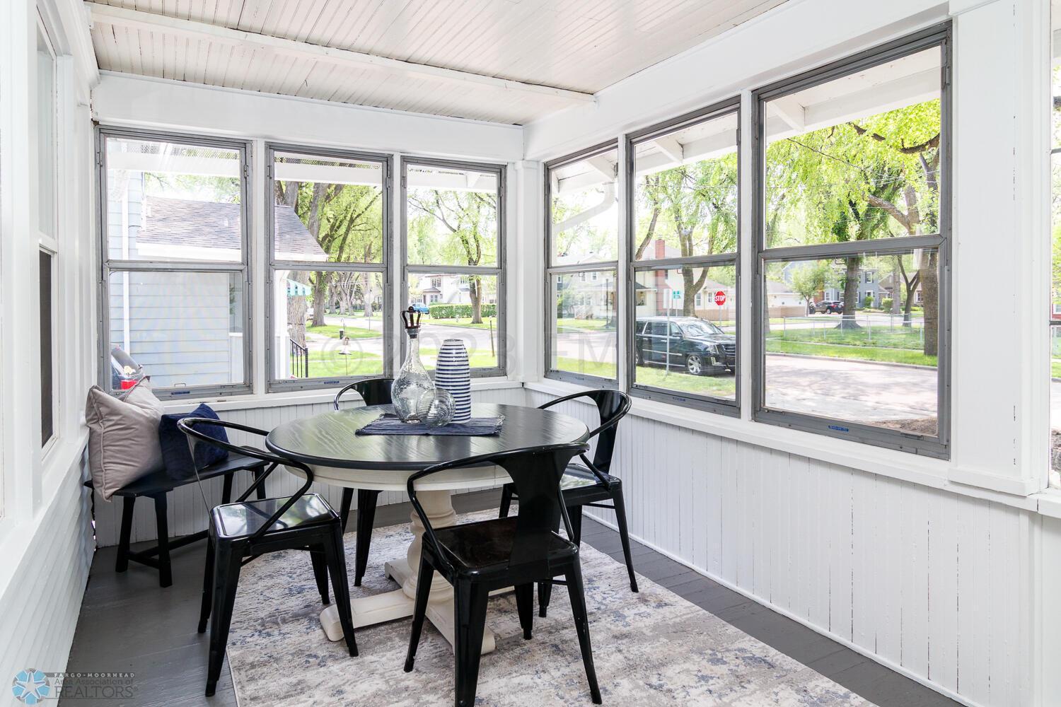 3 season porch