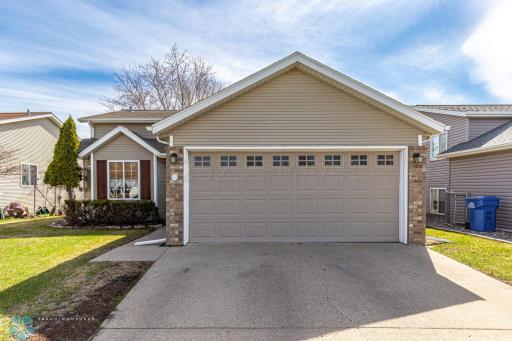 752 48 Street S, Fargo, ND 58103