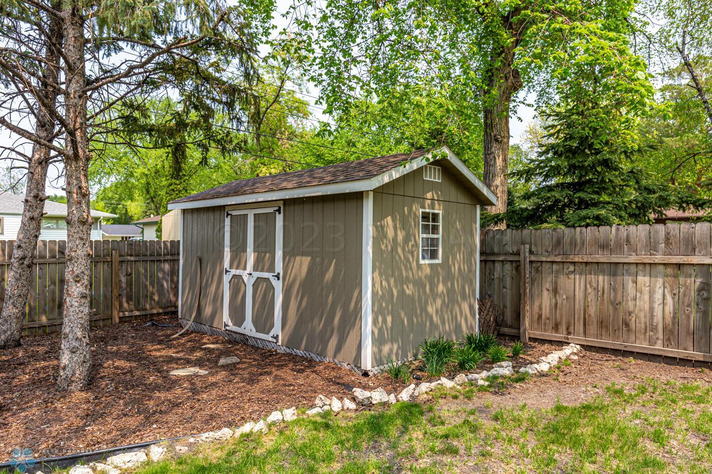 Shed