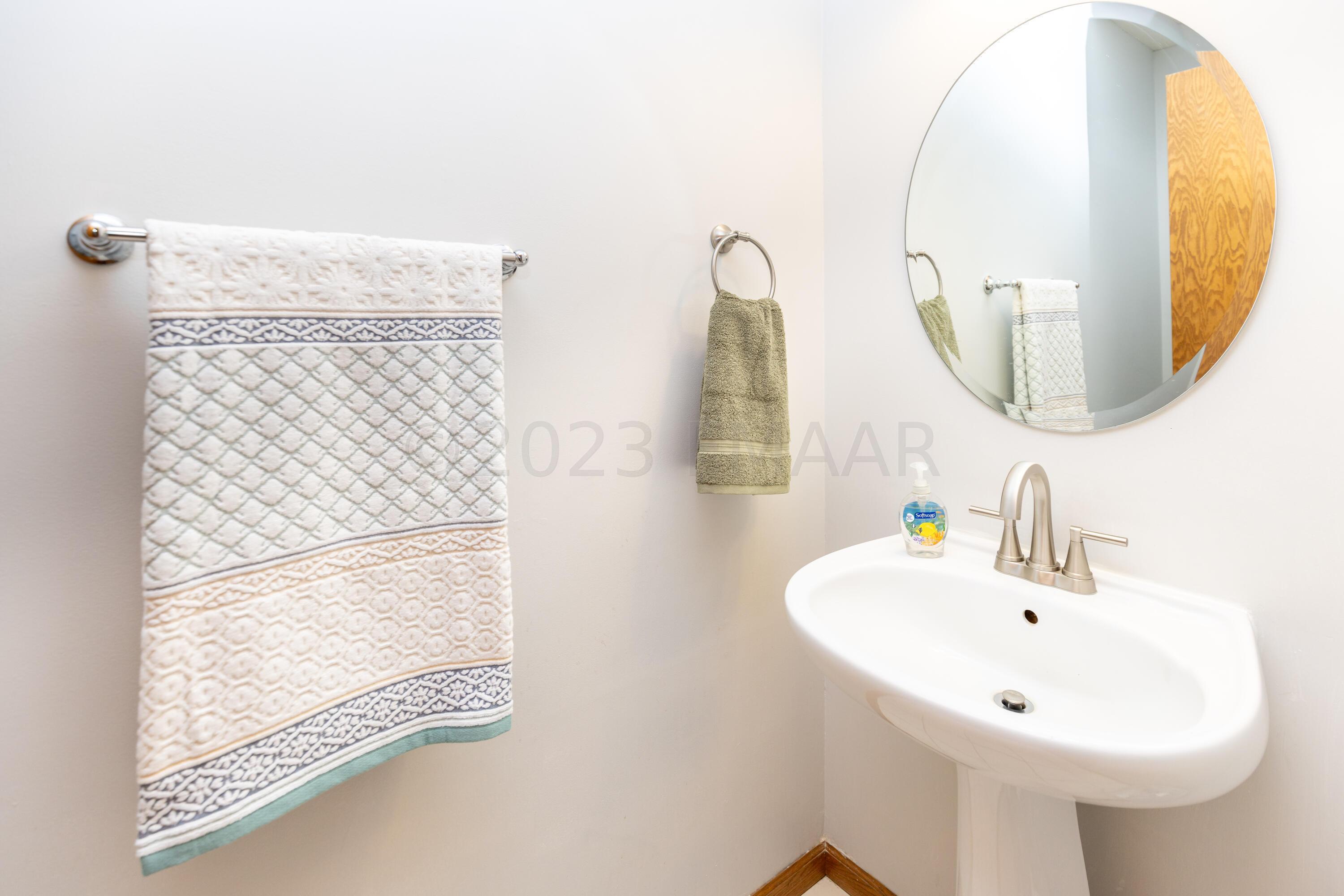1/2 Bath