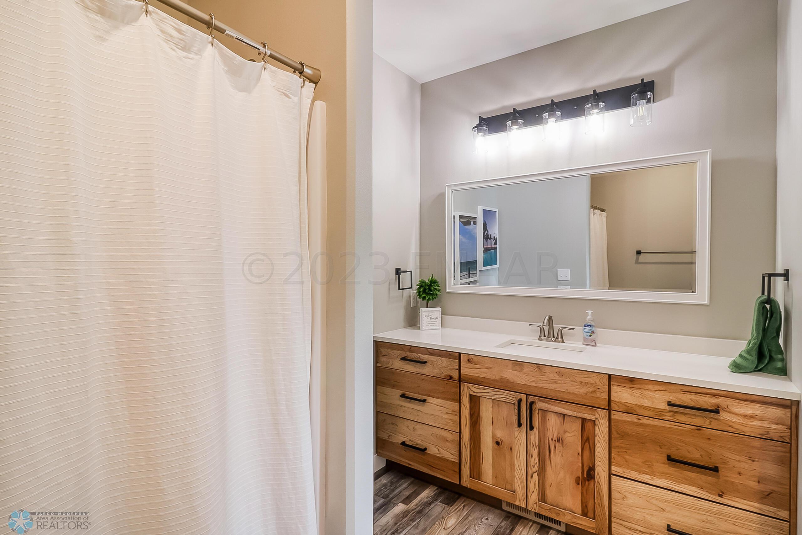 Bathroom1_1