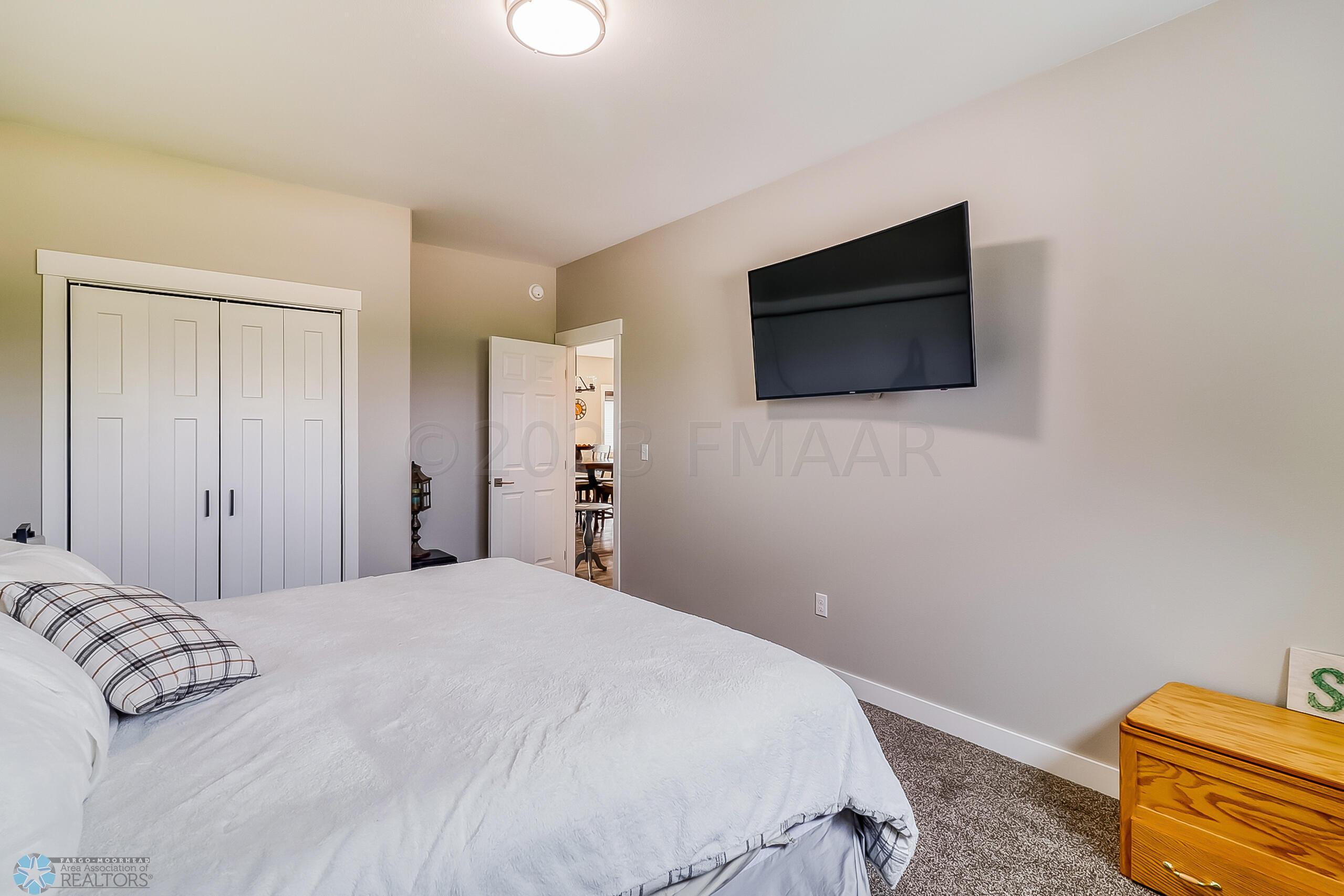 Bedroom1_2