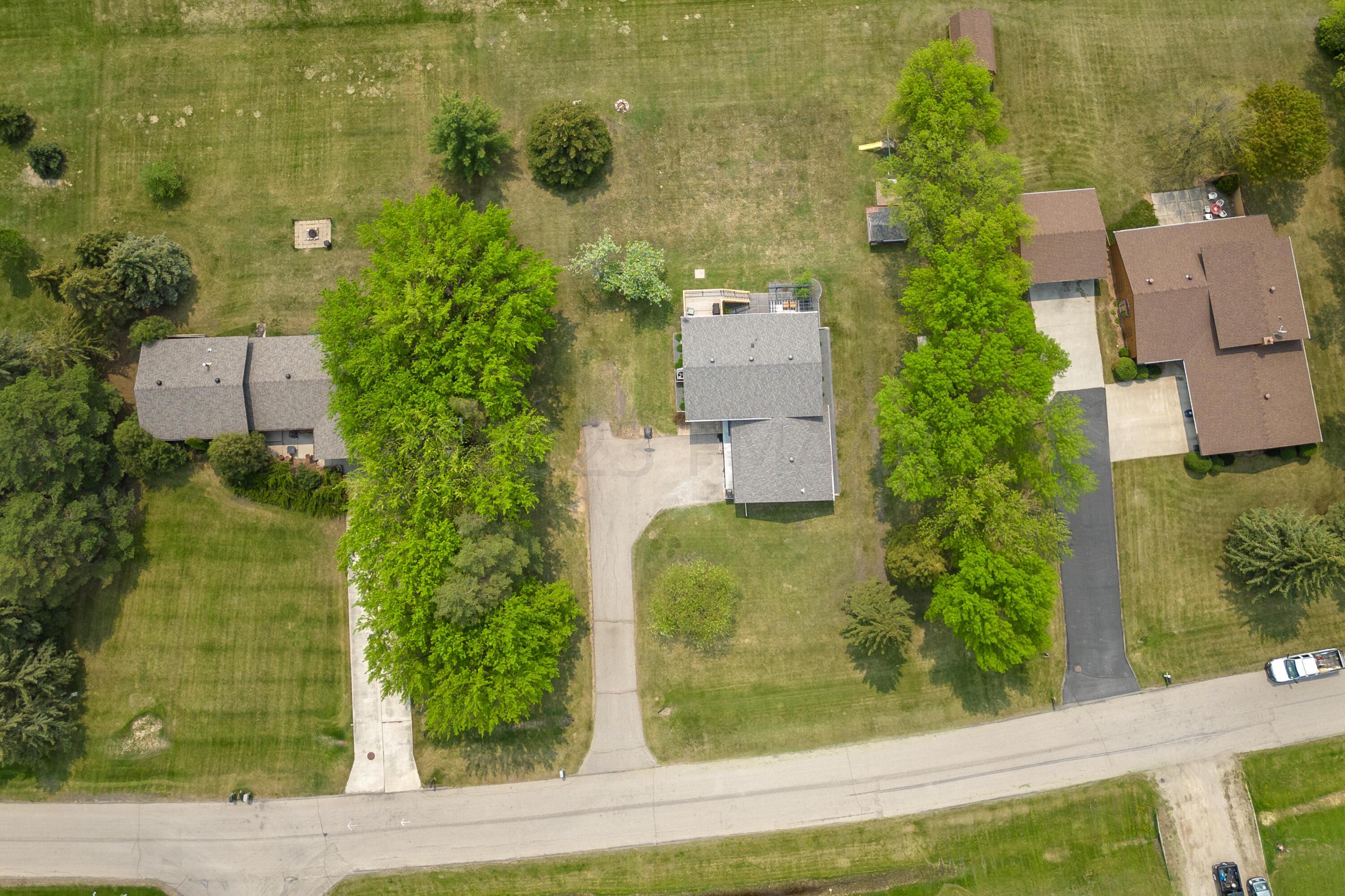 813 62nd-2
