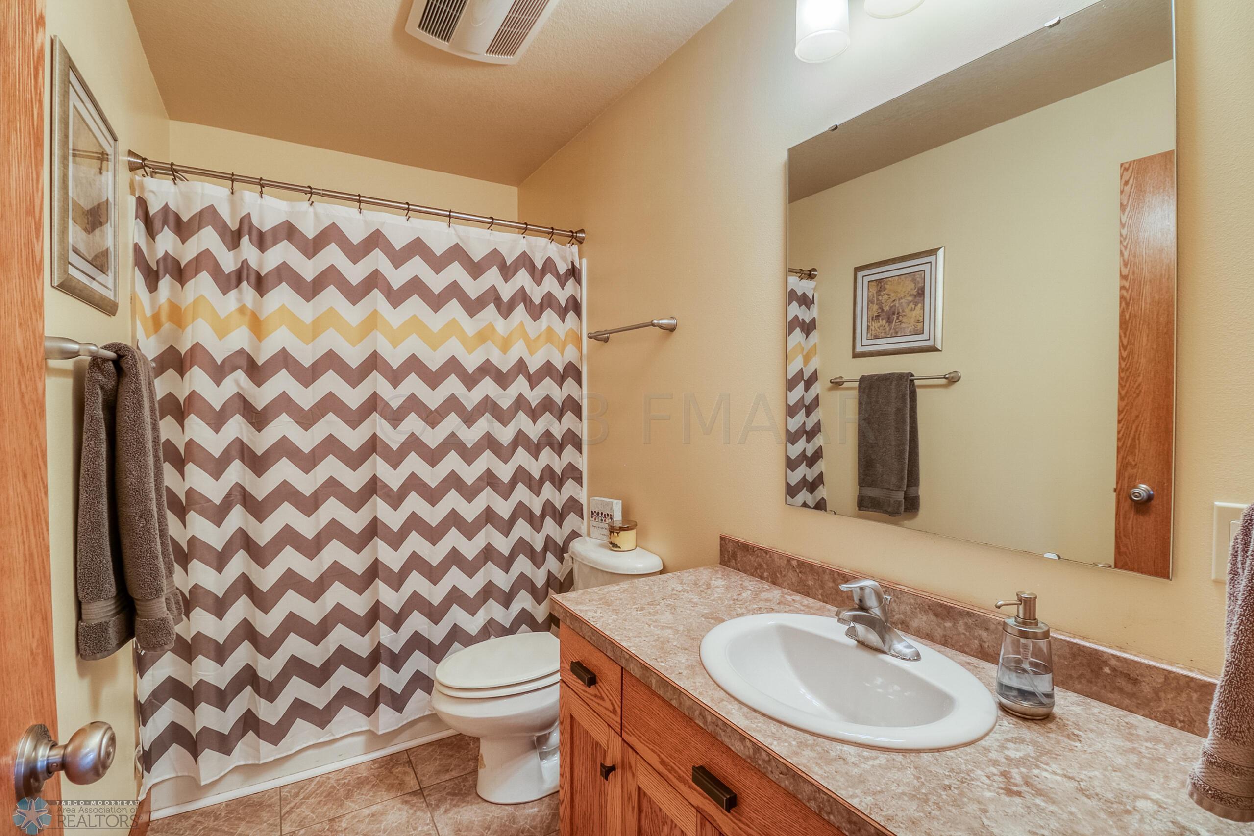 Basement Bathroom1_1