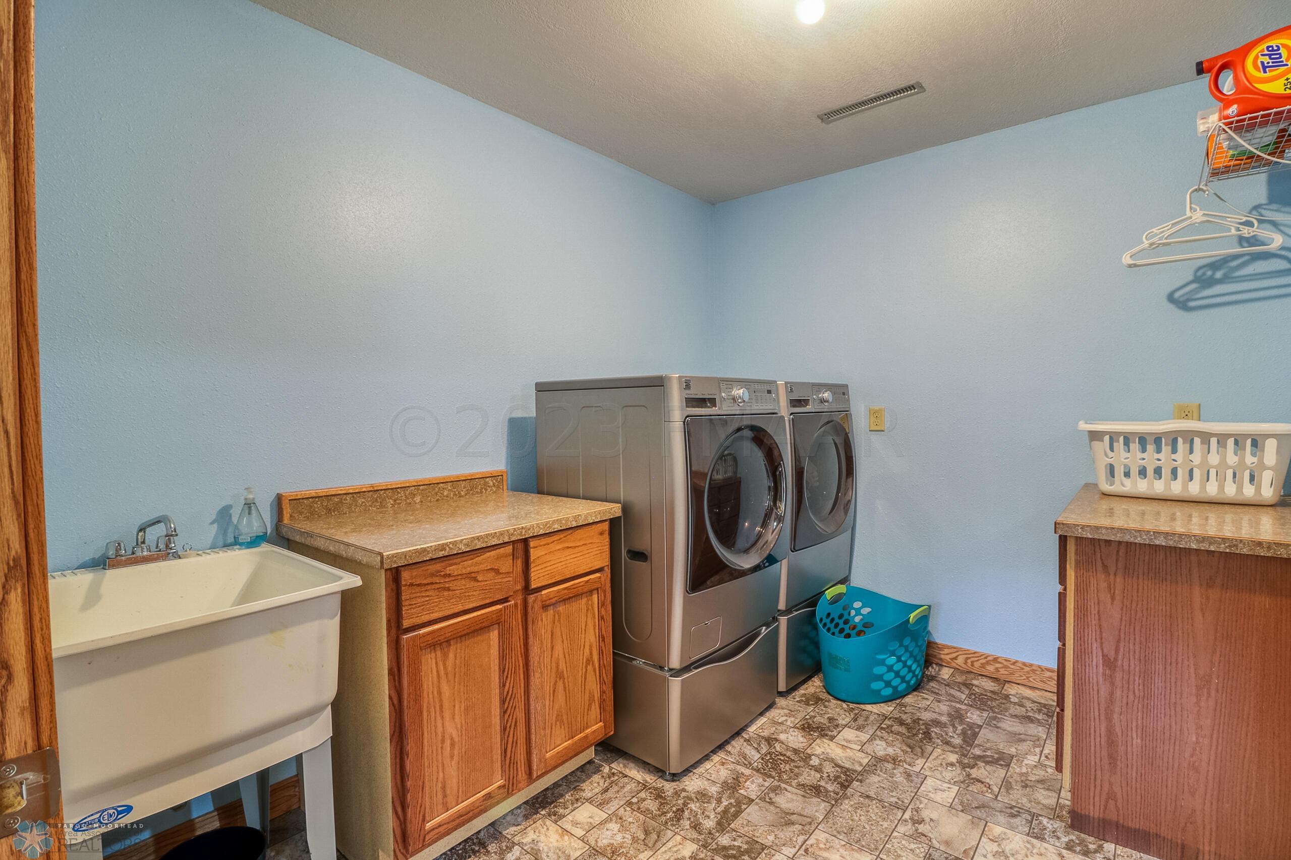 Laundry1_0