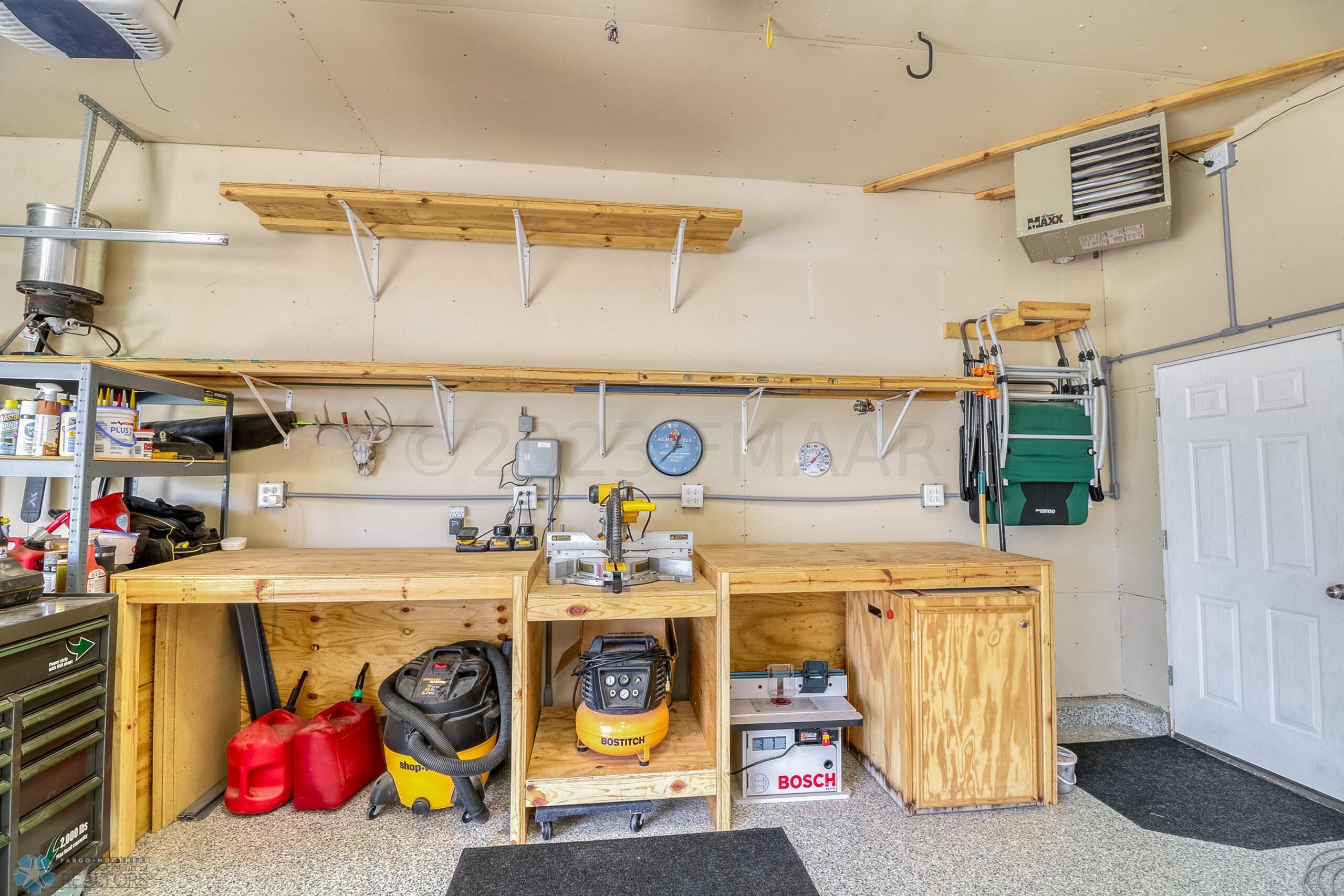 Garage1_2