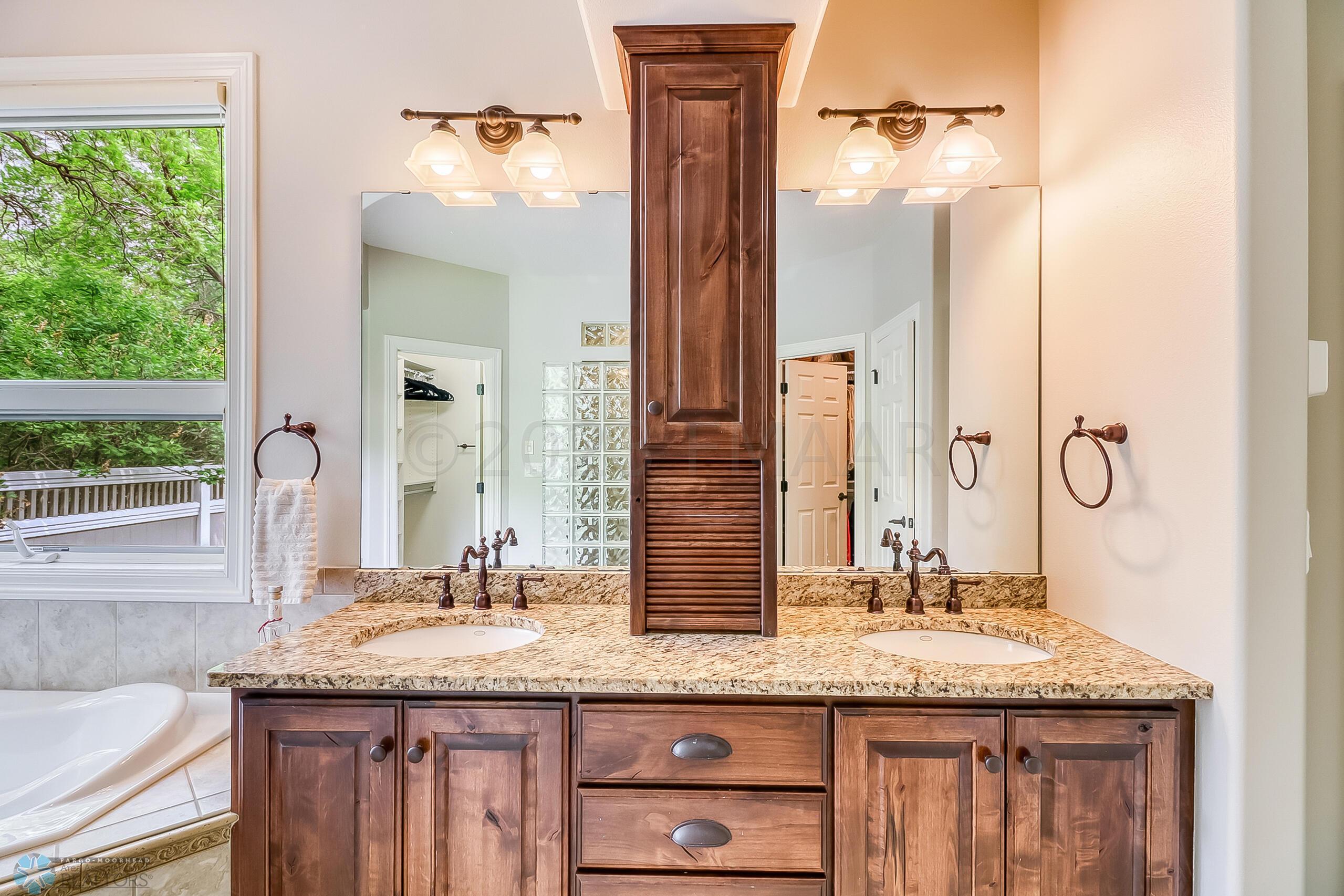Primary Bathroom1_2