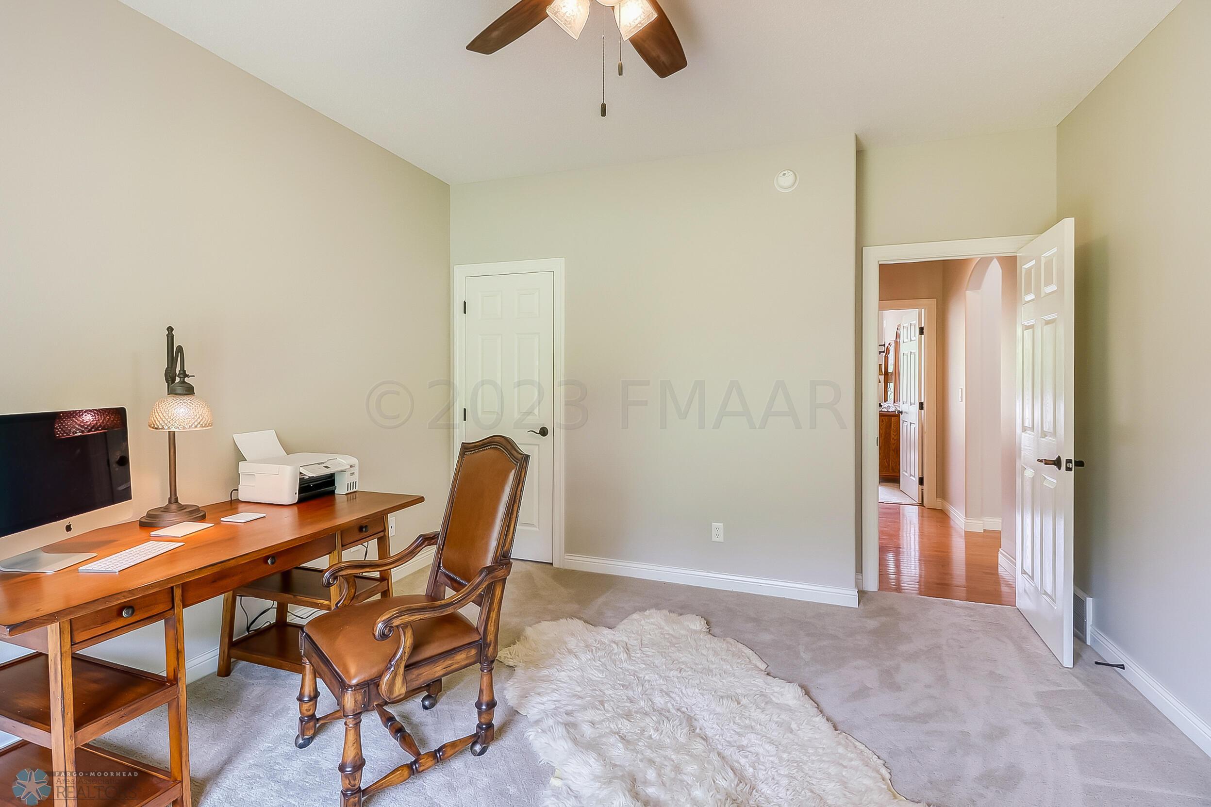 Bedroom1_2