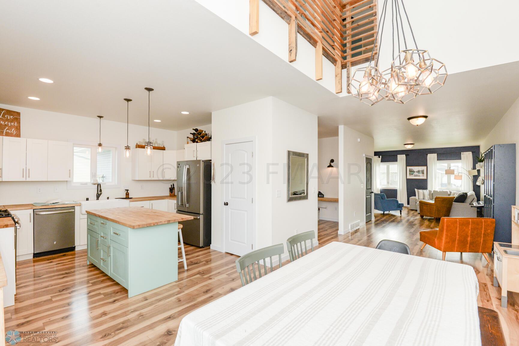Kitchen/Dining