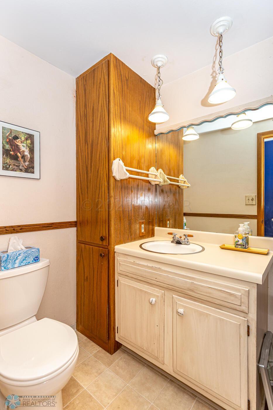 Full Bath Upper Level