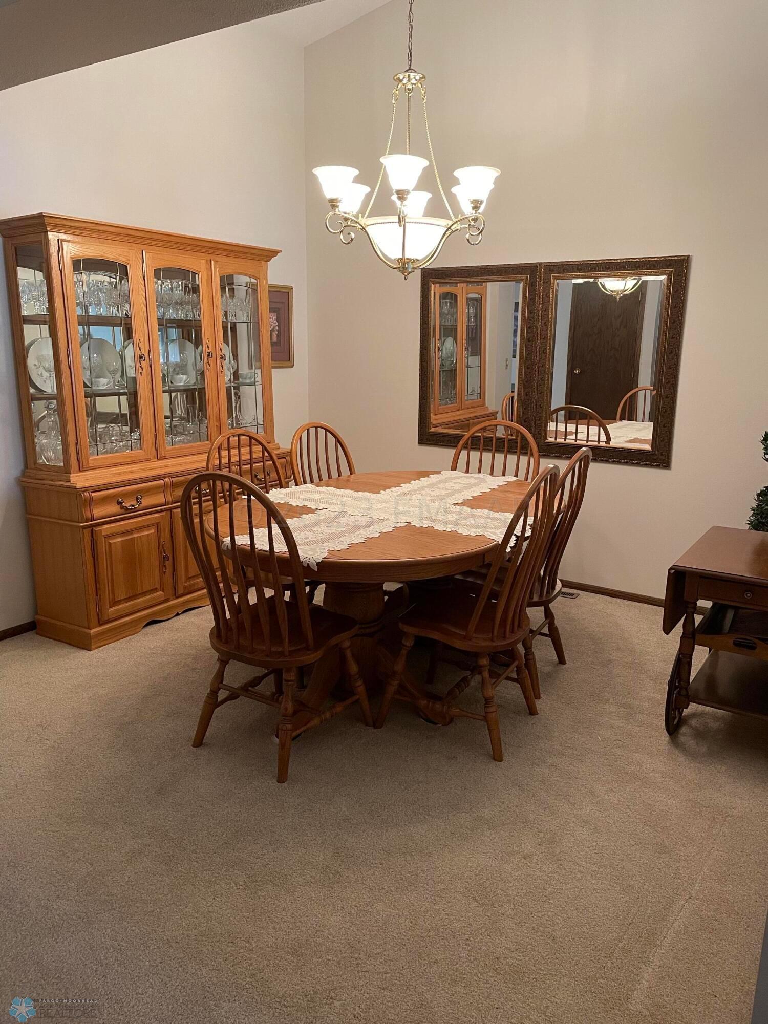 Formal Dining