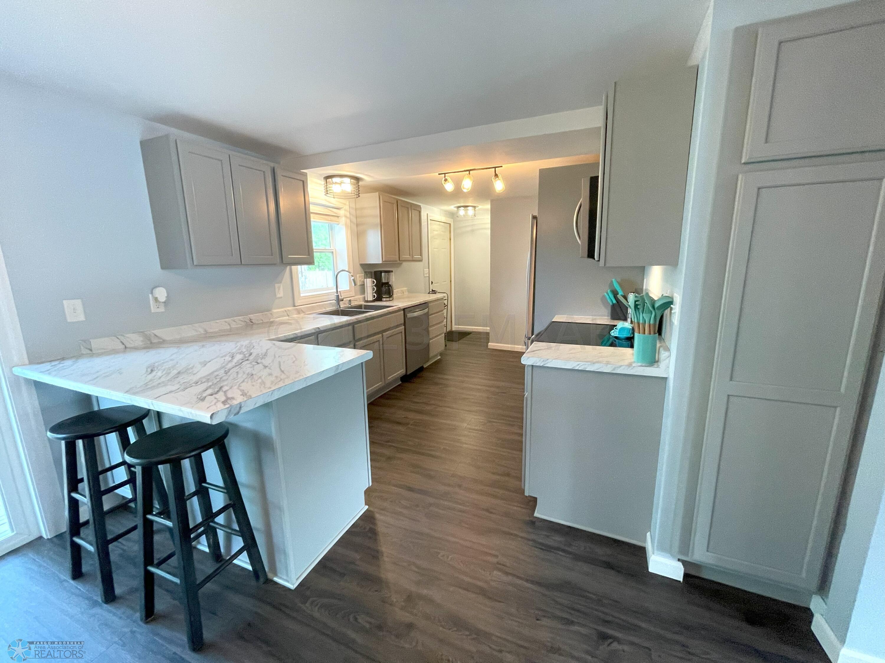 NEW Kitchen
