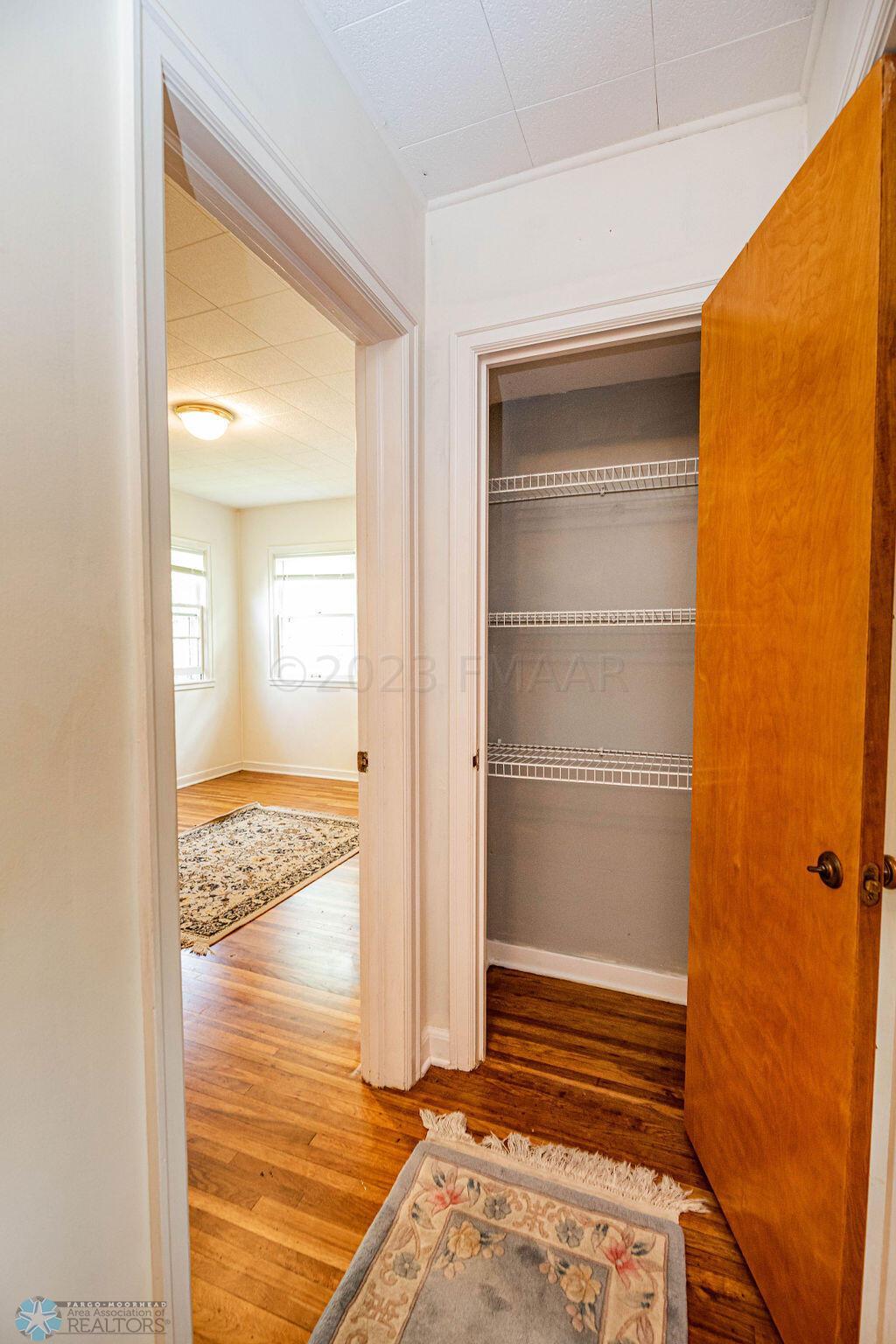 Main Fl Closet