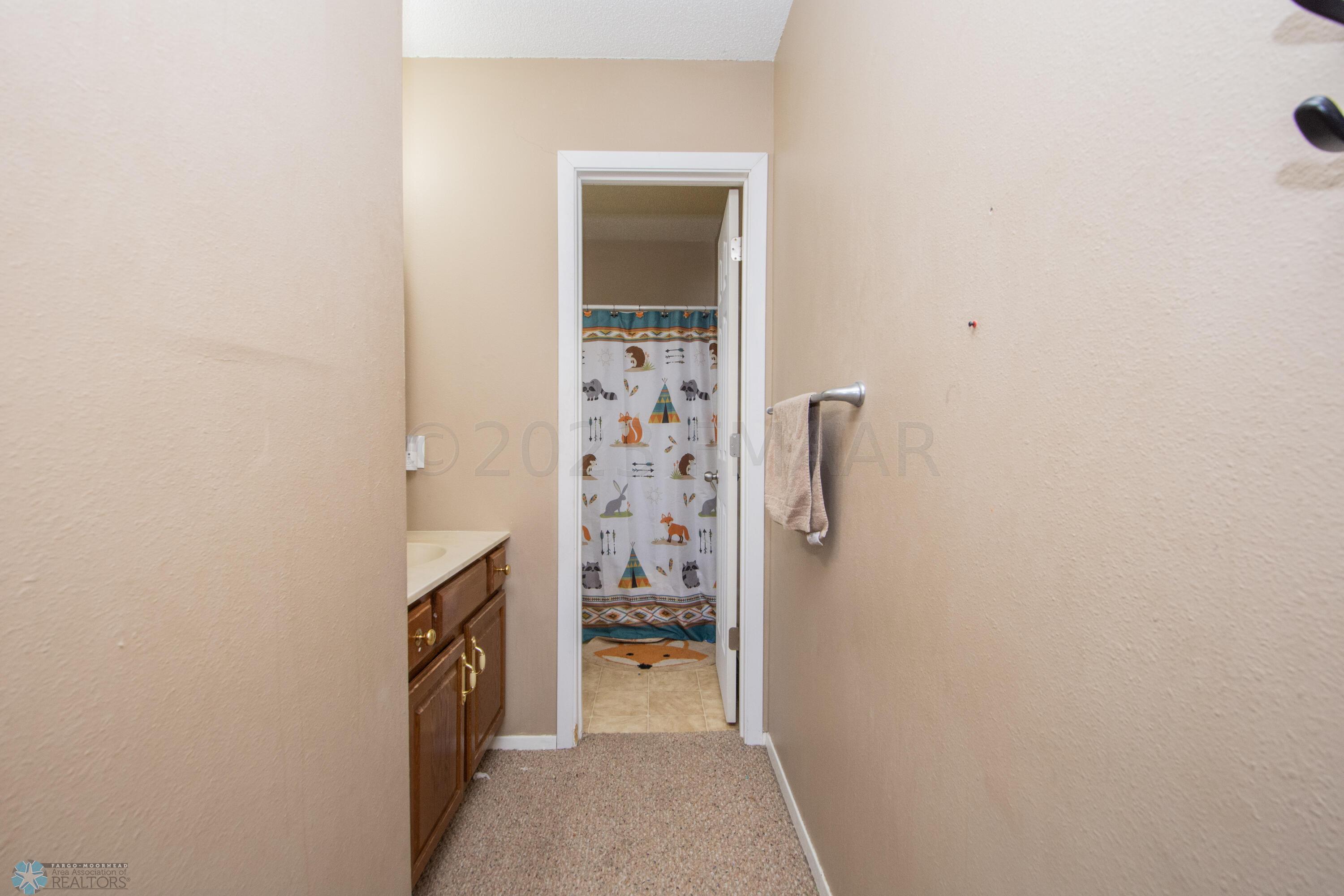 Bedroom 3 / Full Bathroom