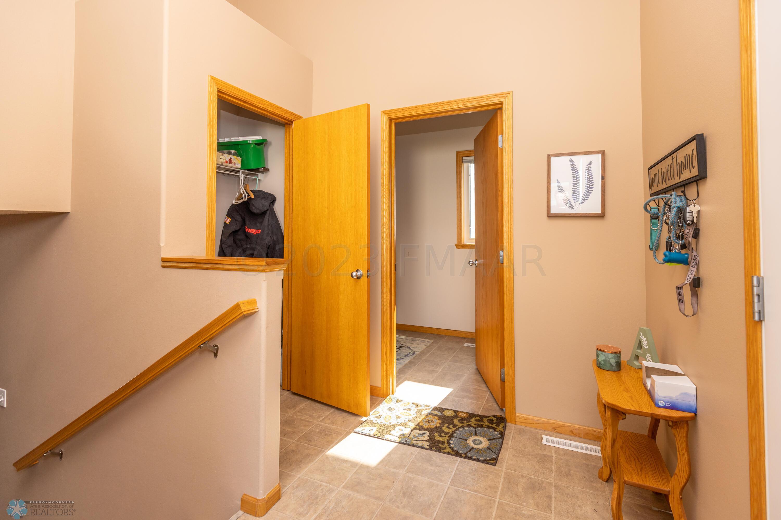 Coat closet