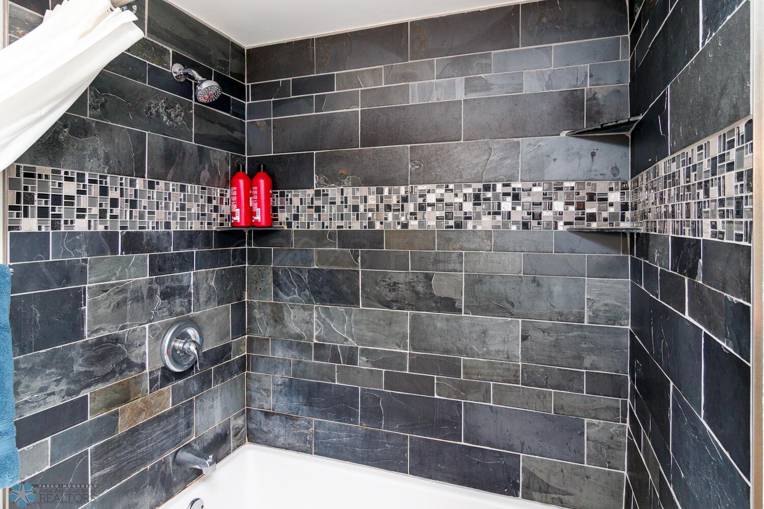 Shower - Upper