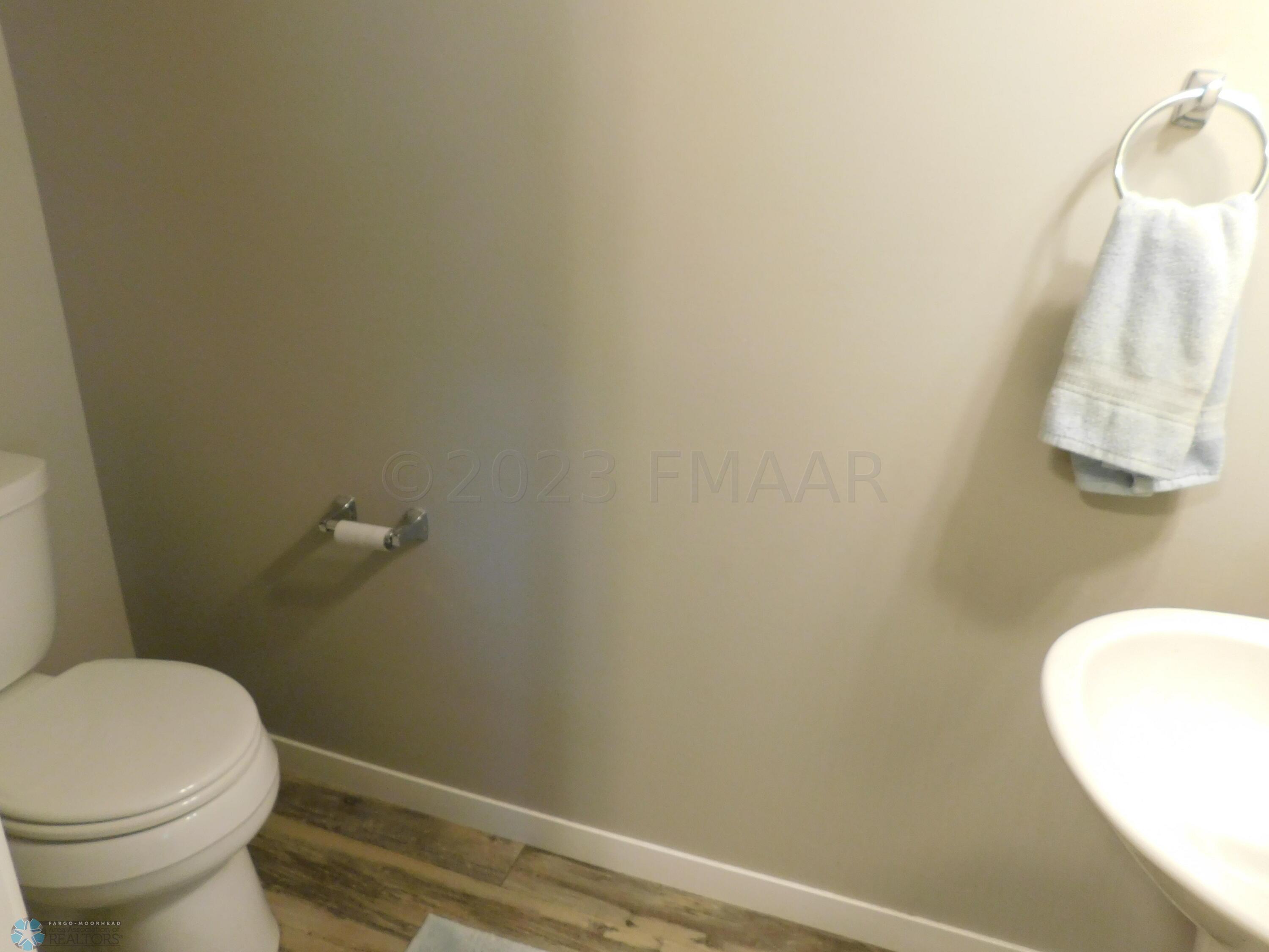 1/2 bath