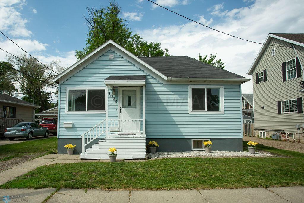 1028 4TH Avenue N, Moorhead, MN 56560