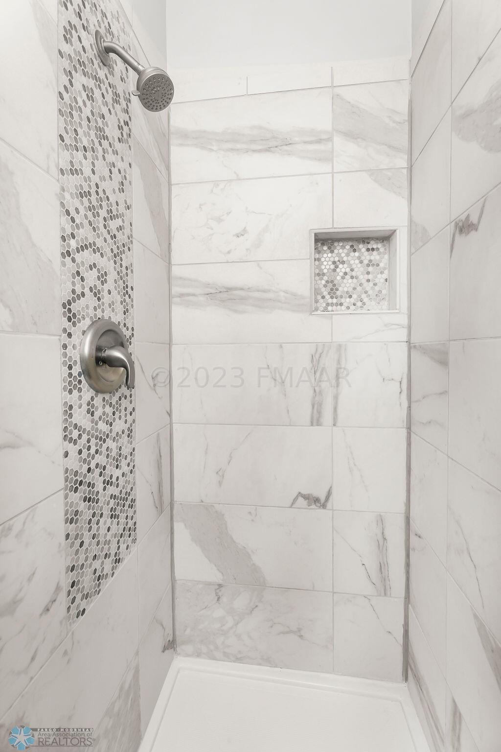 Tiled Shower Surround