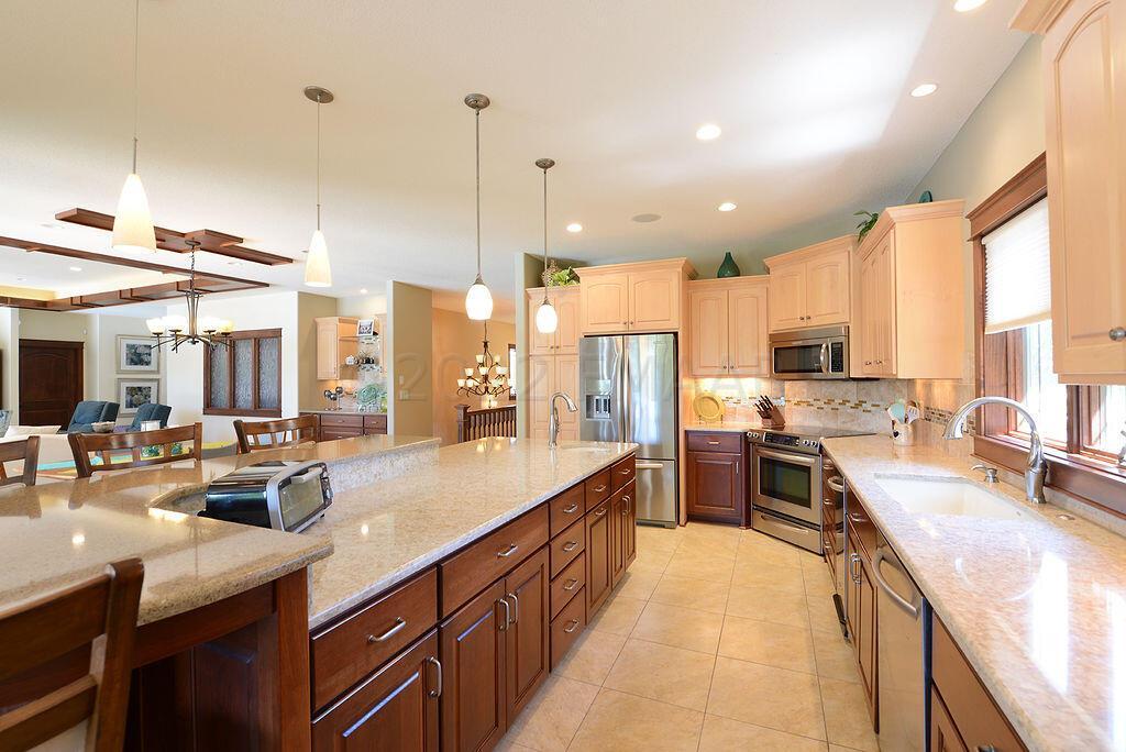 3930 2nd St E West Fargo