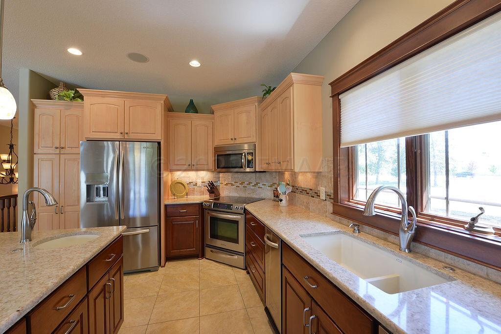 3930 2nd St E West Fargo