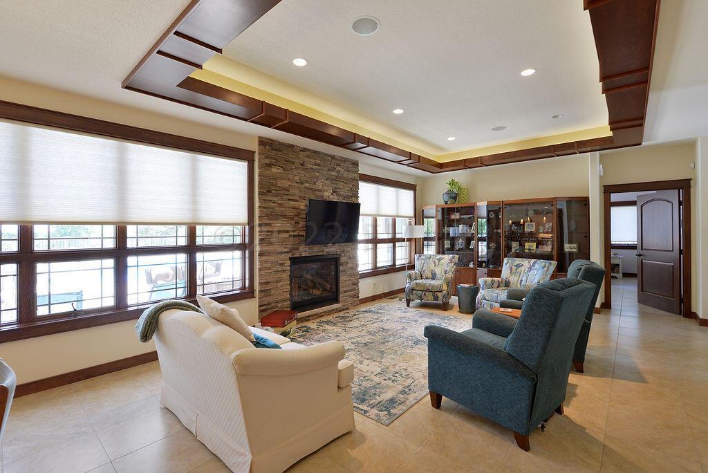 3930 2nd St E West Fargo
