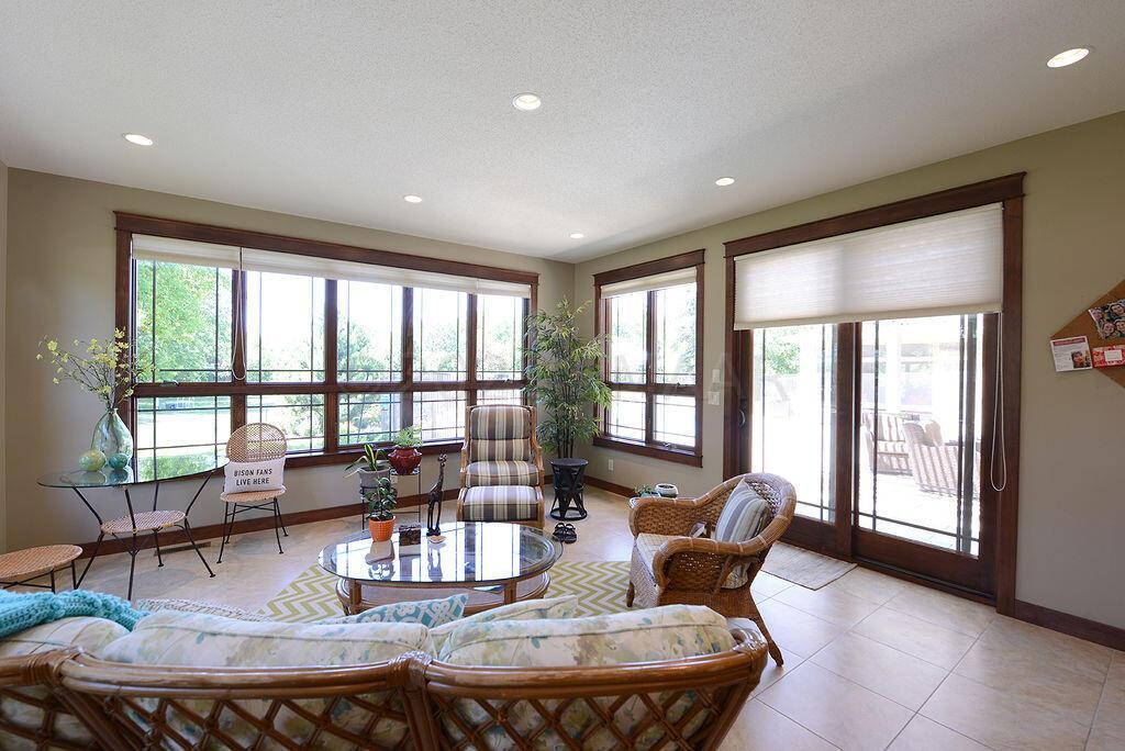 3930 2nd St E West Fargo