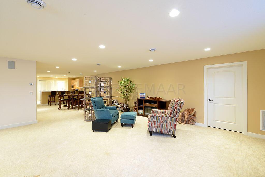 3930 2nd St E West Fargo