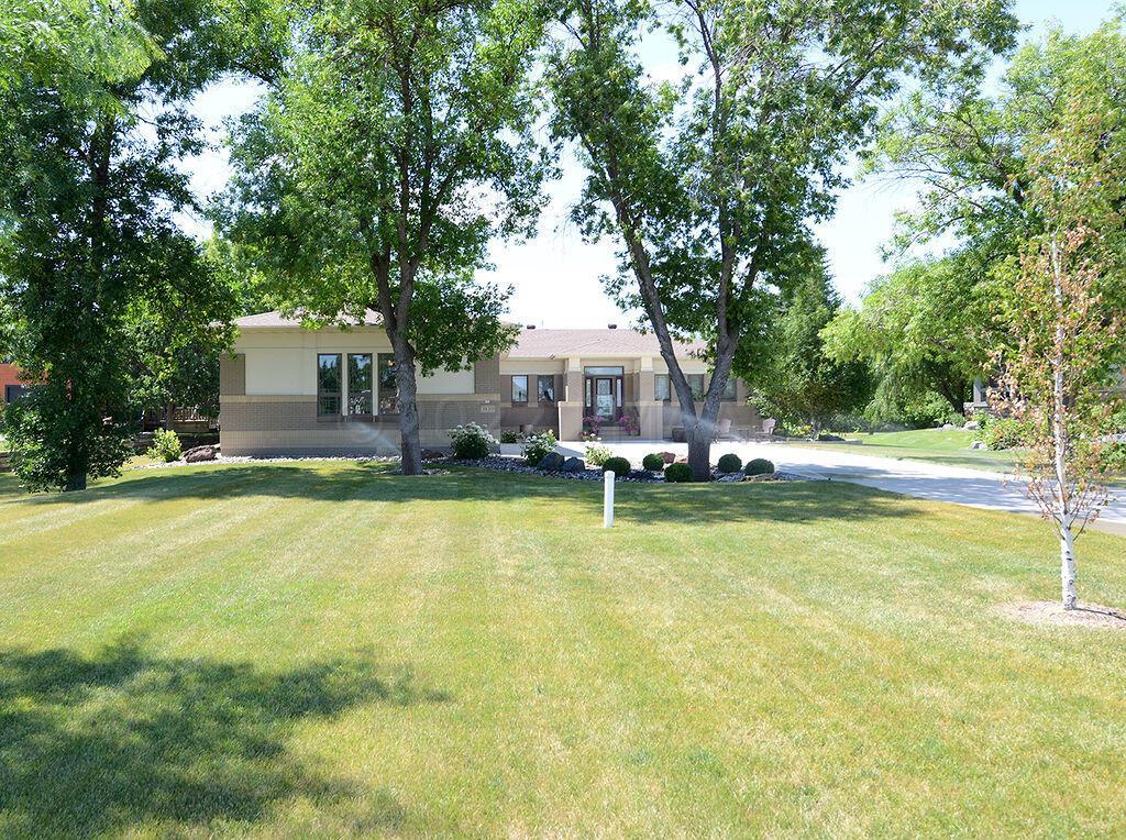 3930 2nd St E West Fargo