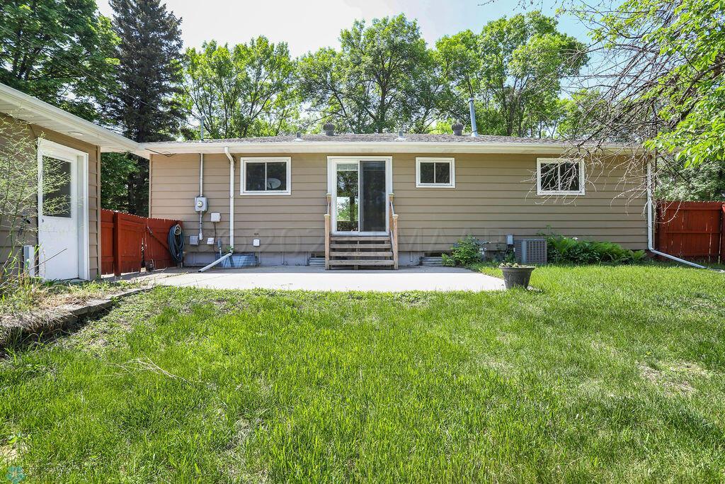 1118 25th Ave S, Moorhead