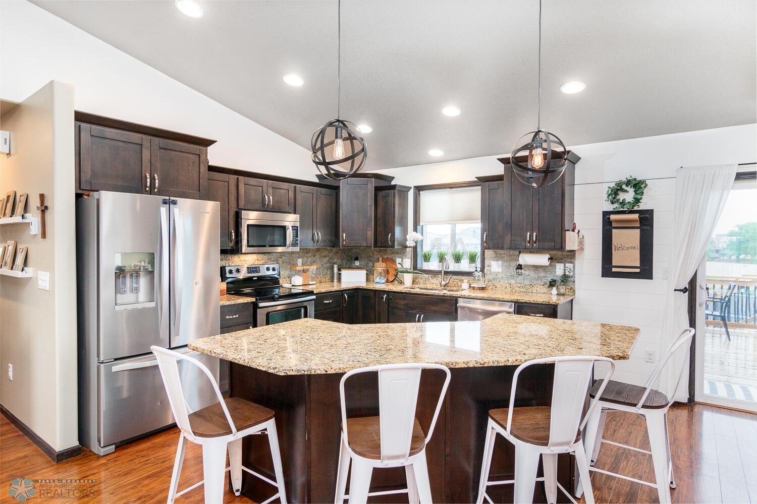 Kitchen Wide