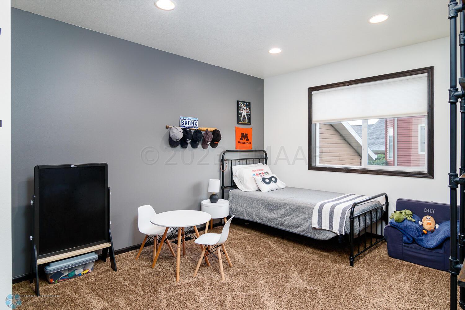 2nd Bedroom