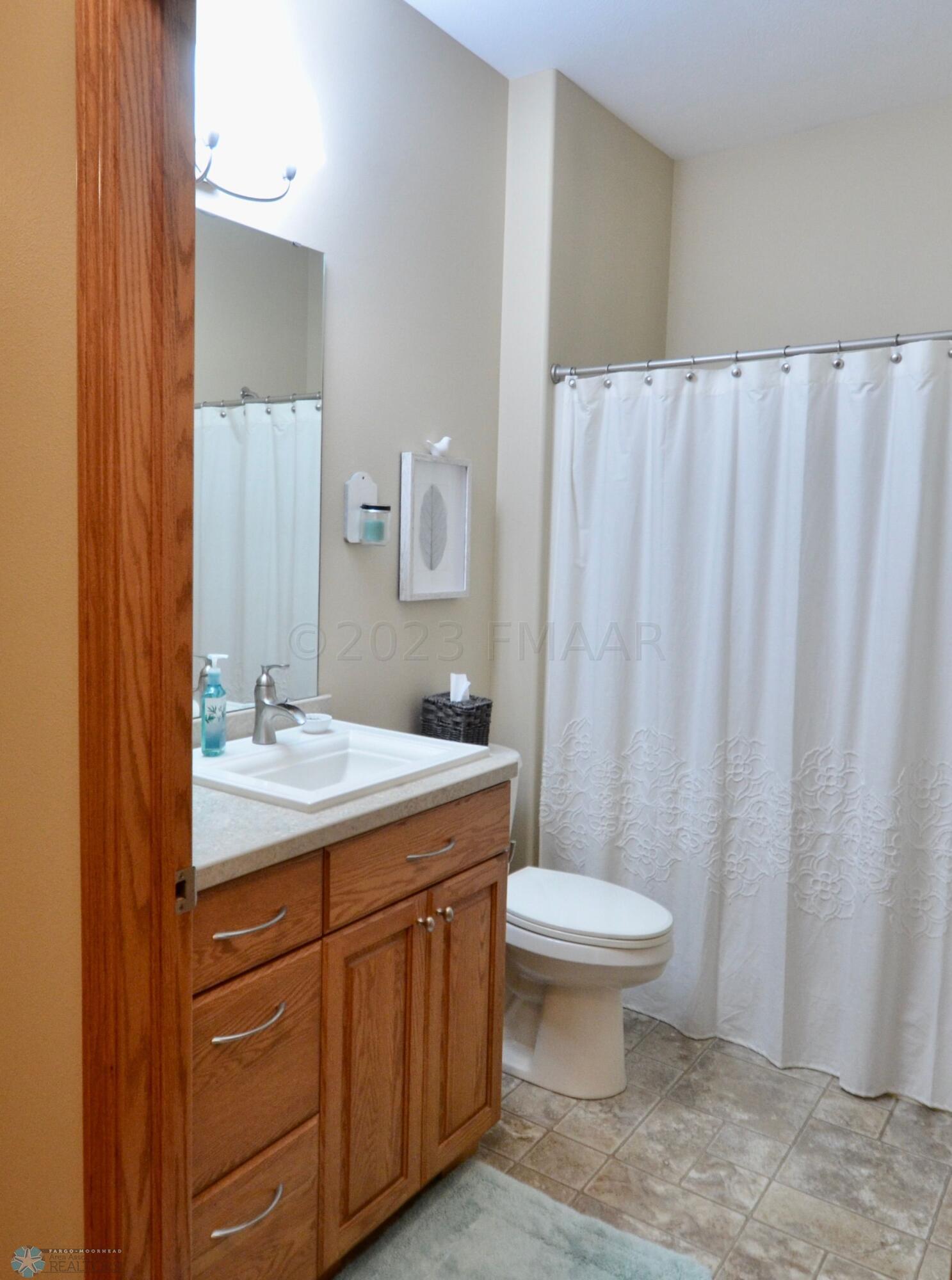 Full Bathroom