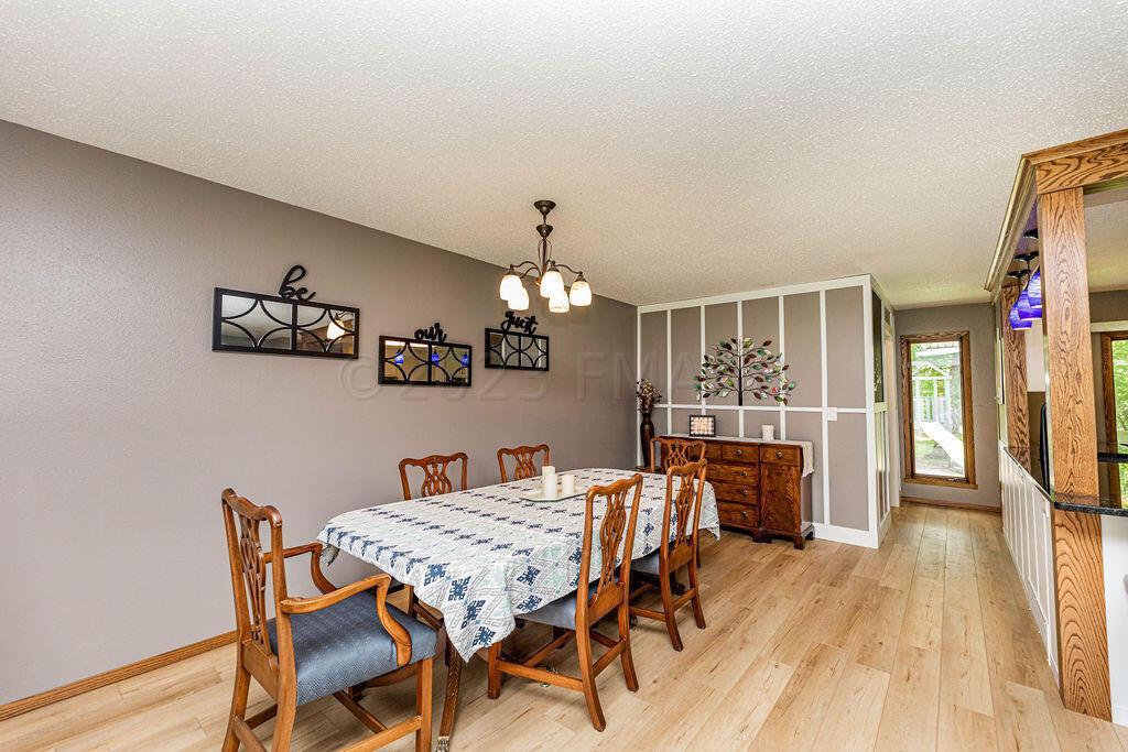 Lg Dining Area