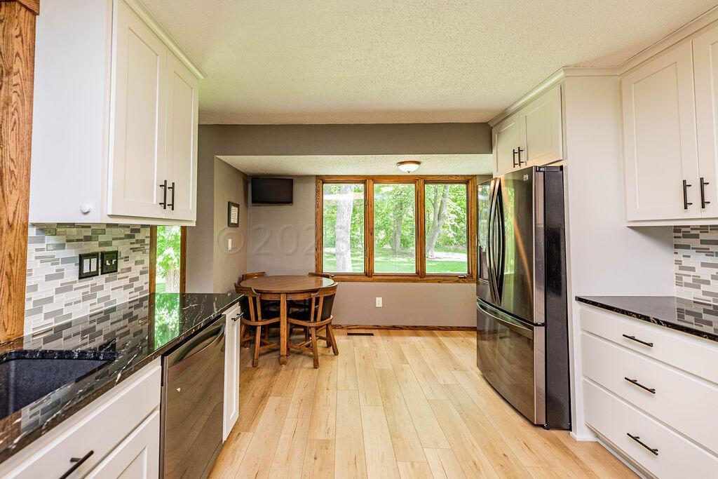 Informal Eating Area off the Kitchen