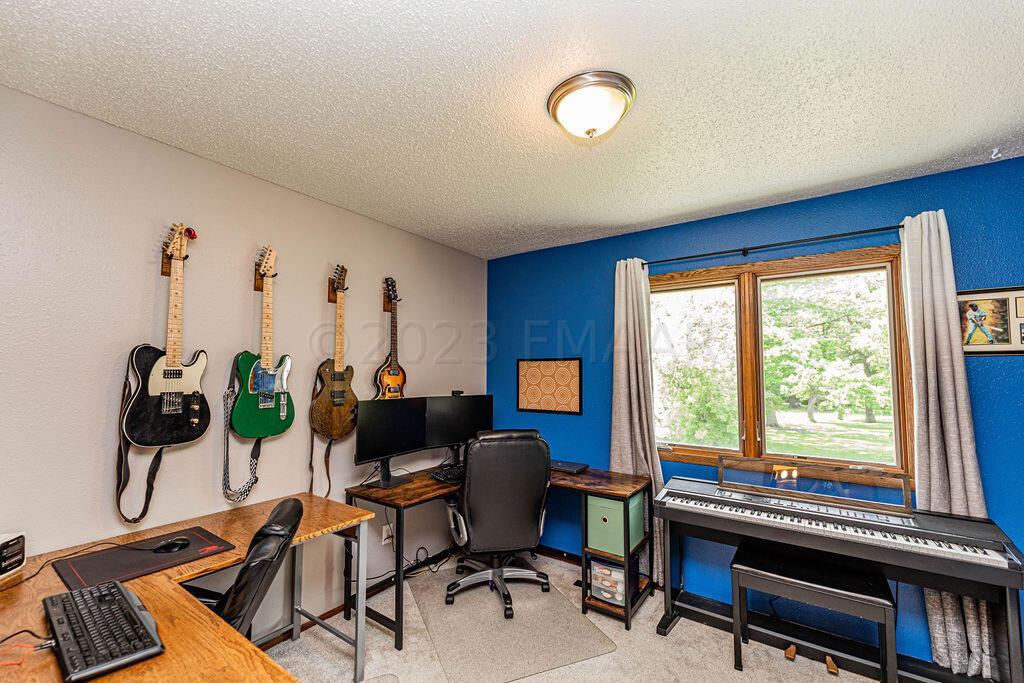2nd Upper Bedroom